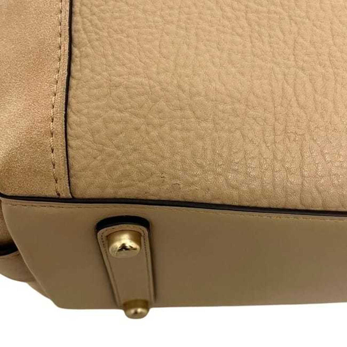 Coach Beige Leather Tote Bag (Pre-Owned)