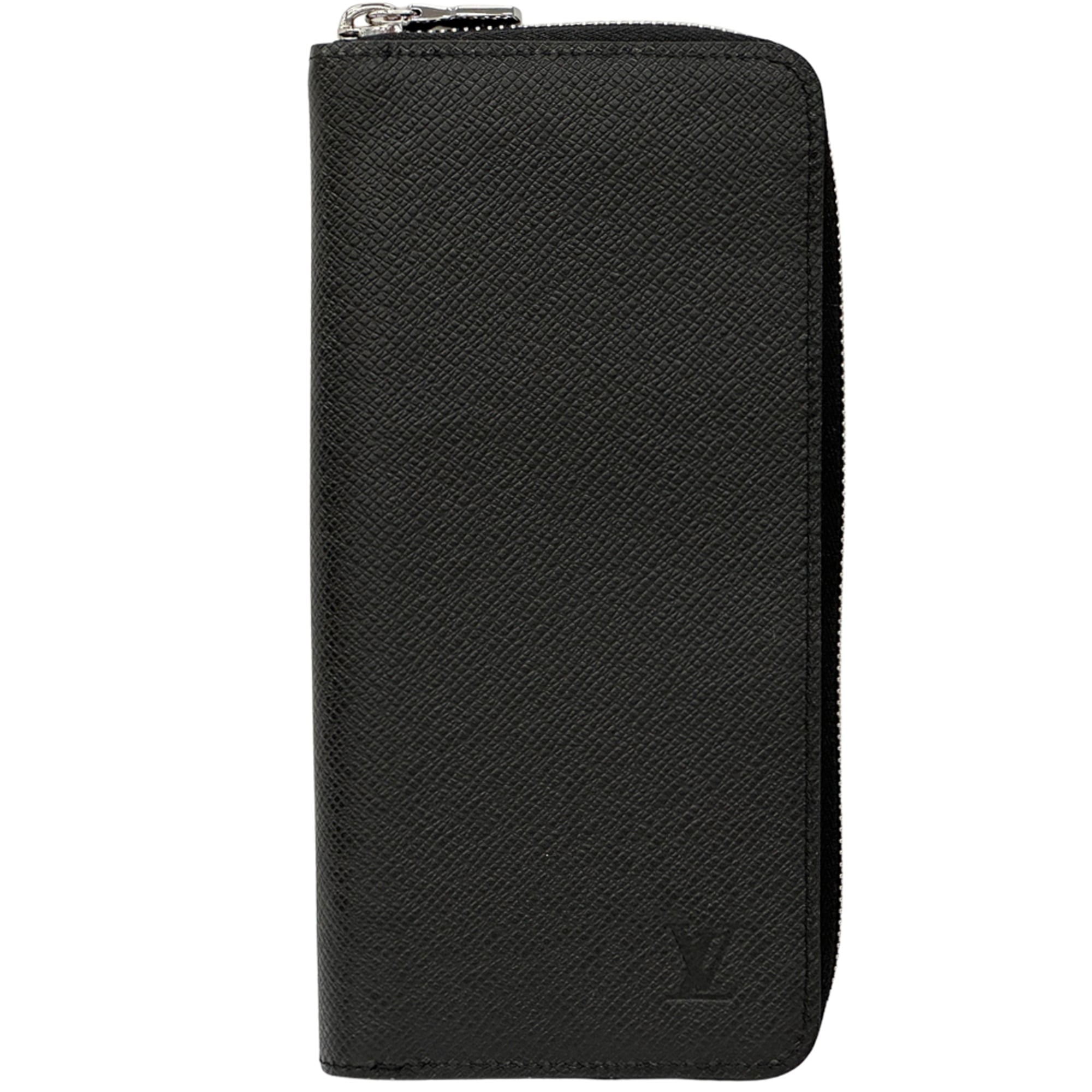 Louis Vuitton Black Noir Taiga Leather (Pre-Owned)