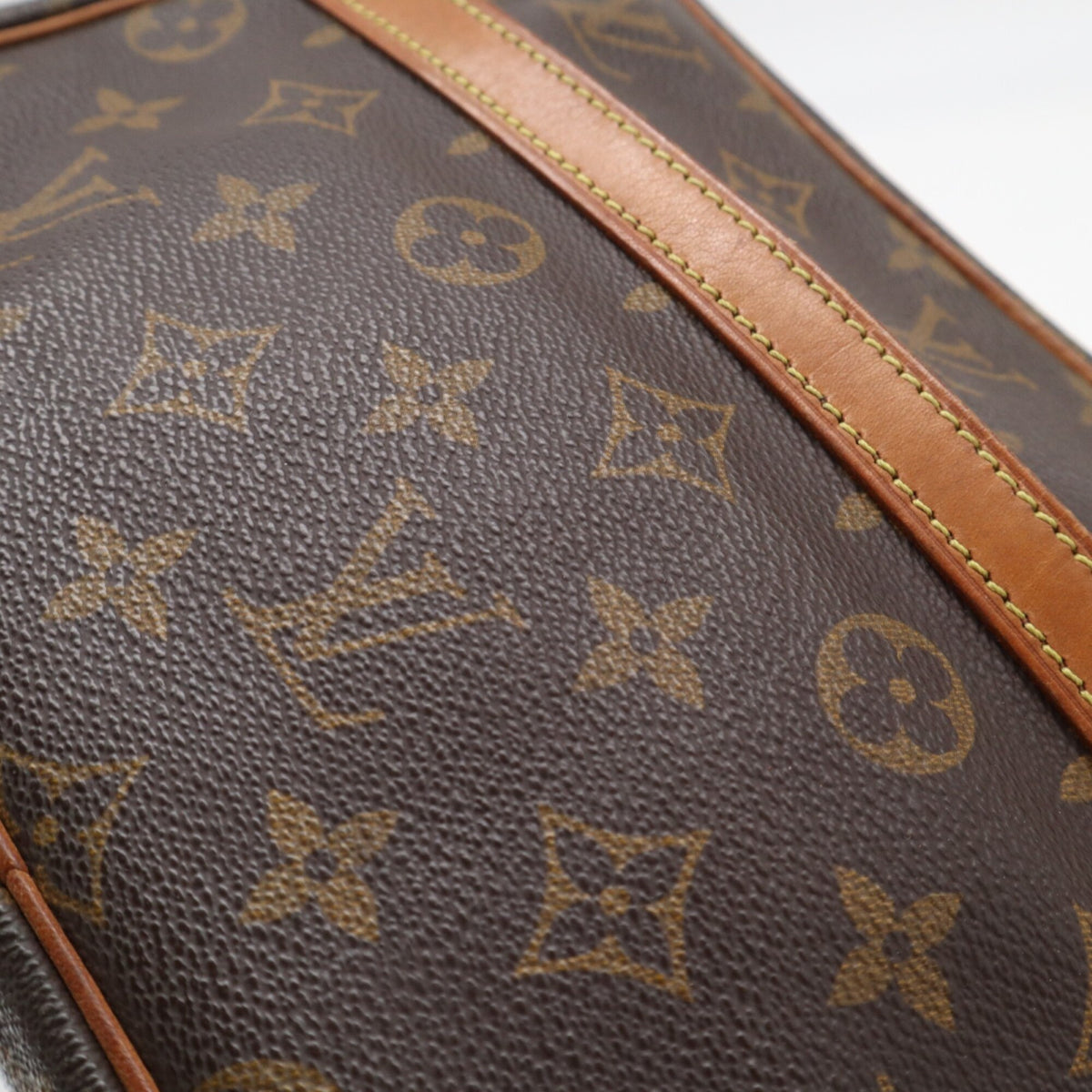 Louis Vuitton Beige Brown Monogram Coated Canvas Leather Shoulder Bag (Pre-Owned)