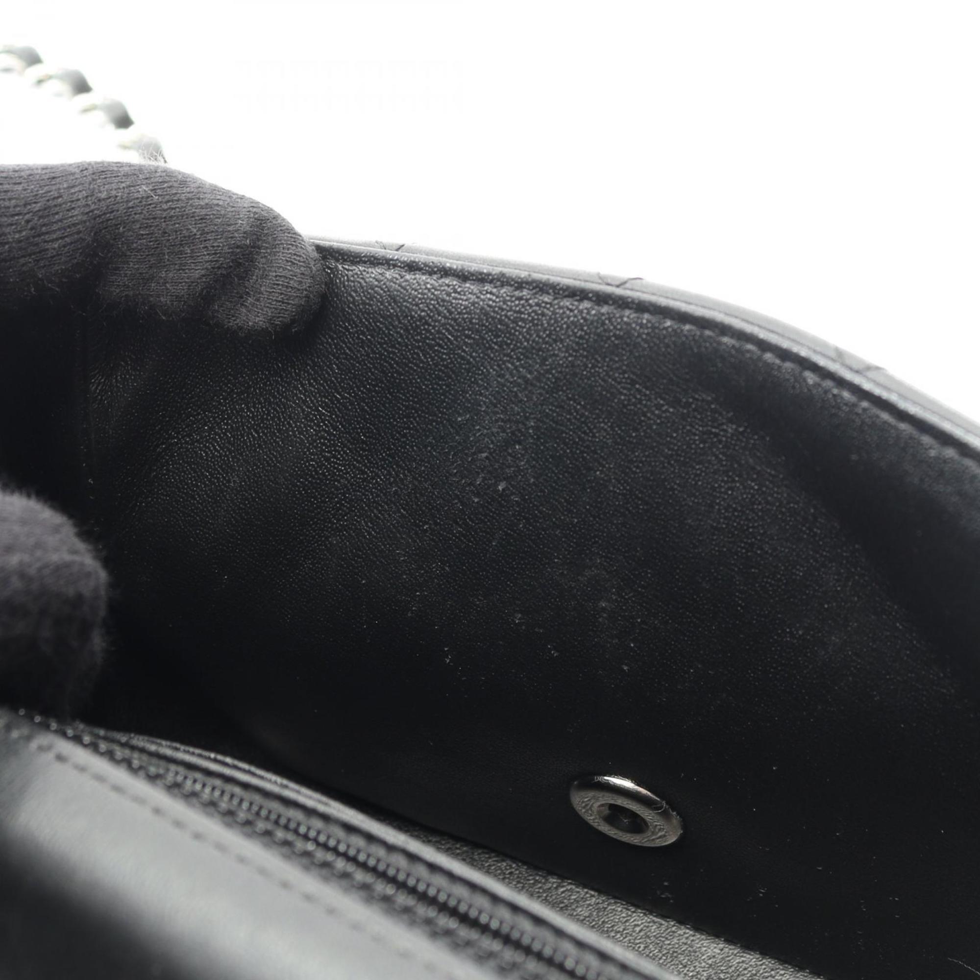 Chanel Black Leather Handbag Shoulder Bag (Pre-Owned)