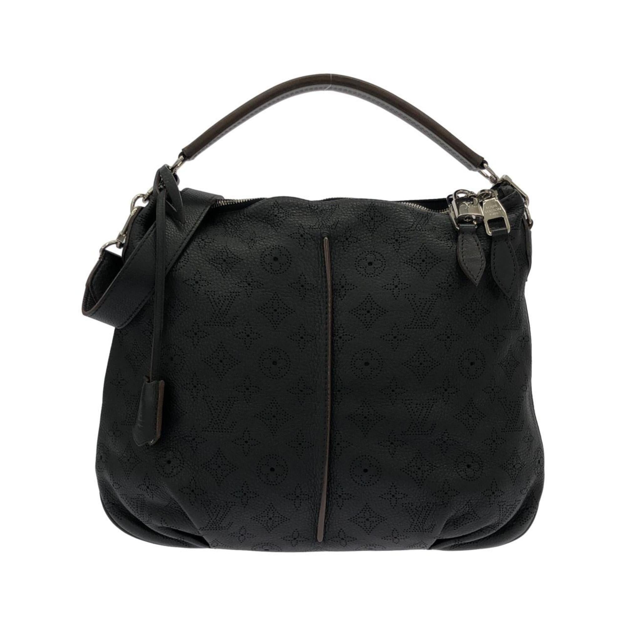 Louis Vuitton Black Leather Shoulder Bag (Pre-Owned)