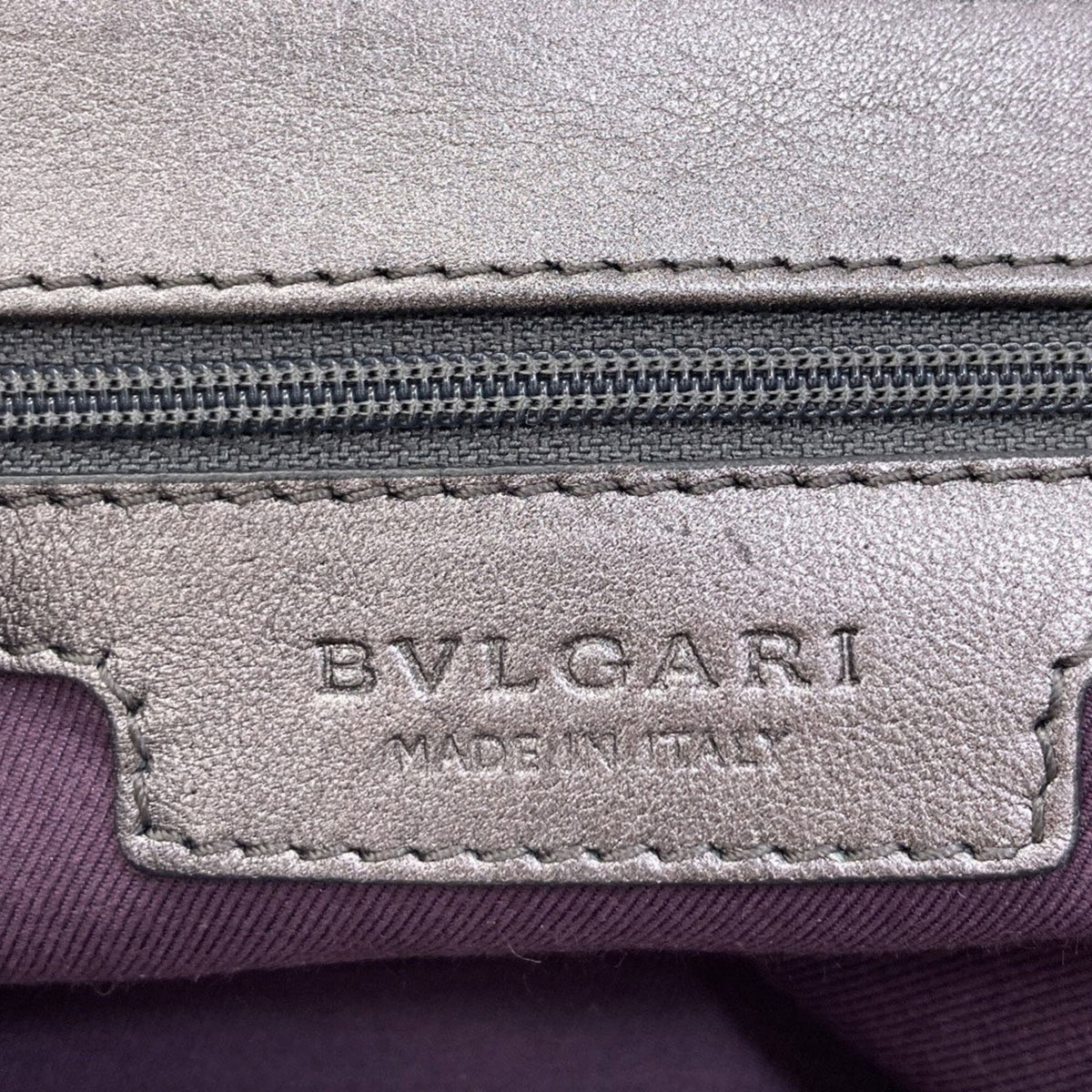 Bvlgari Gray Leather Shoulder Bag (Pre-Owned)