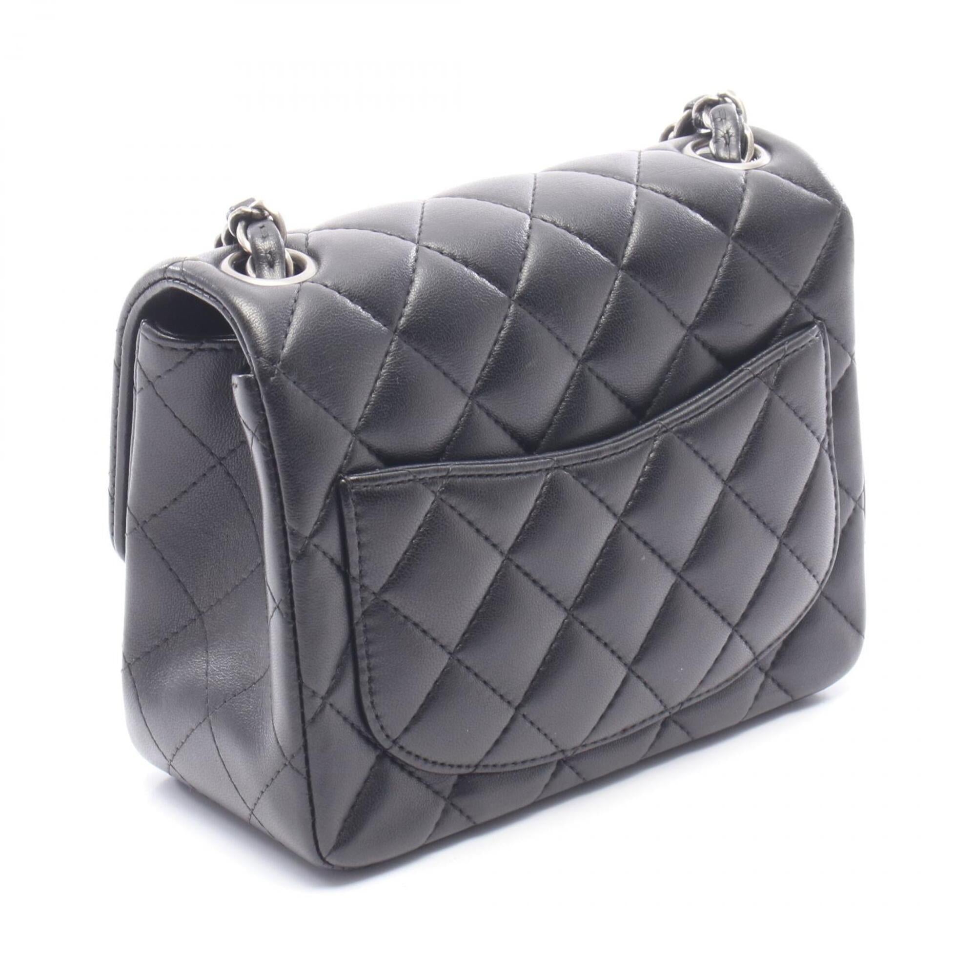 Chanel Black Leather Handbag Shoulder Bag (Pre-Owned)
