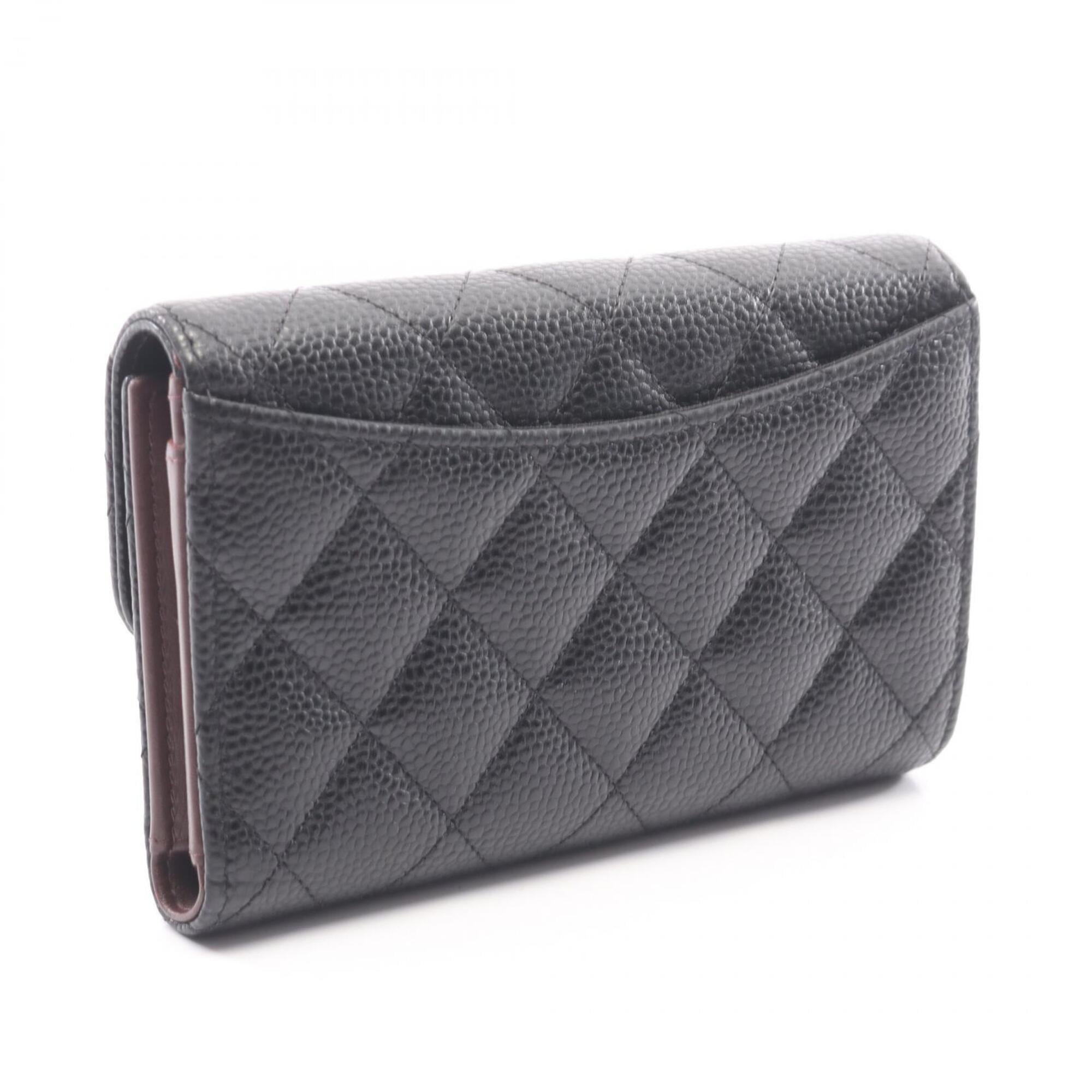 Chanel Black Grained Calfskin Middle Wallet (Tri-Fold) (Pre-Owned)