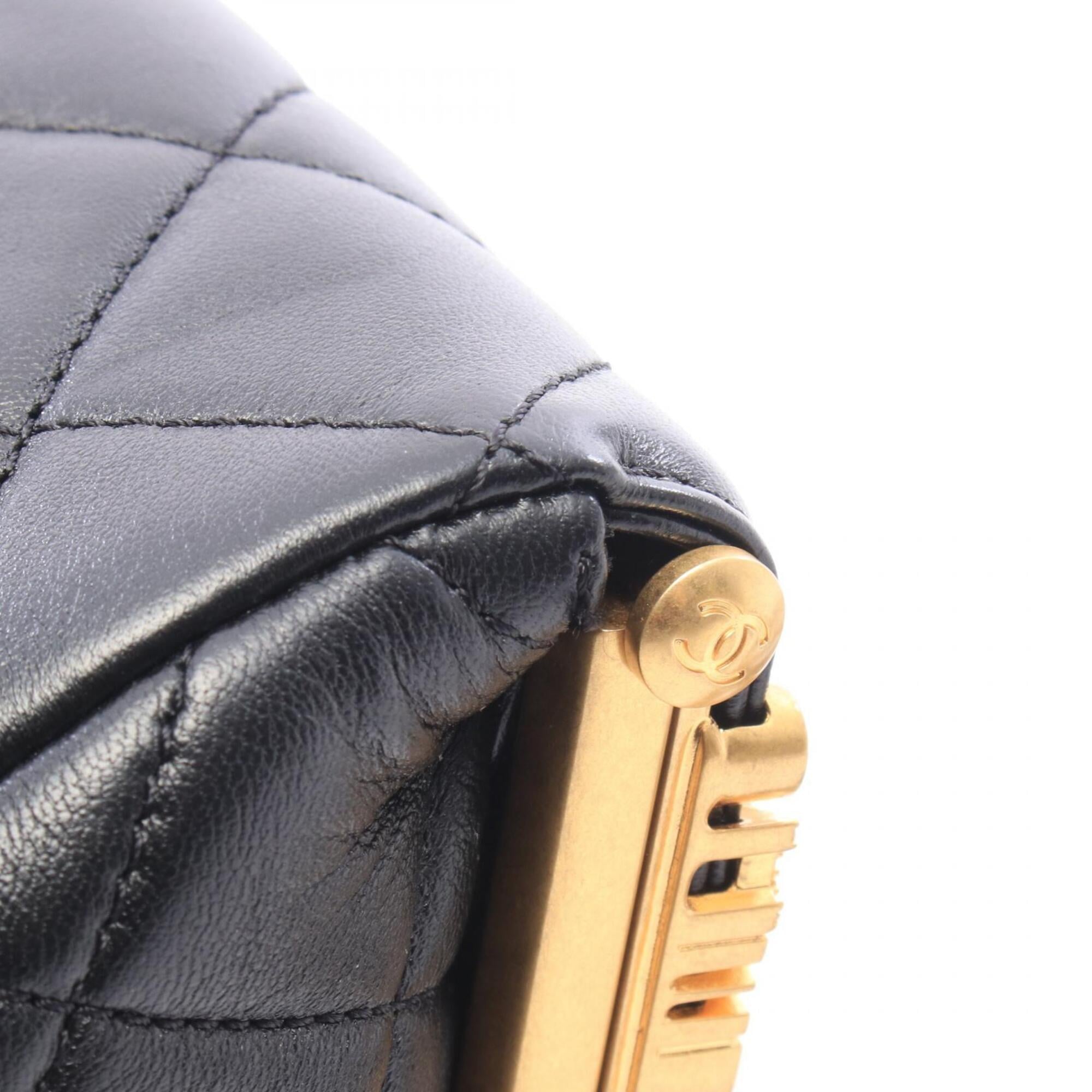 Chanel Black Leather Handbag Shoulder Bag (Pre-Owned)