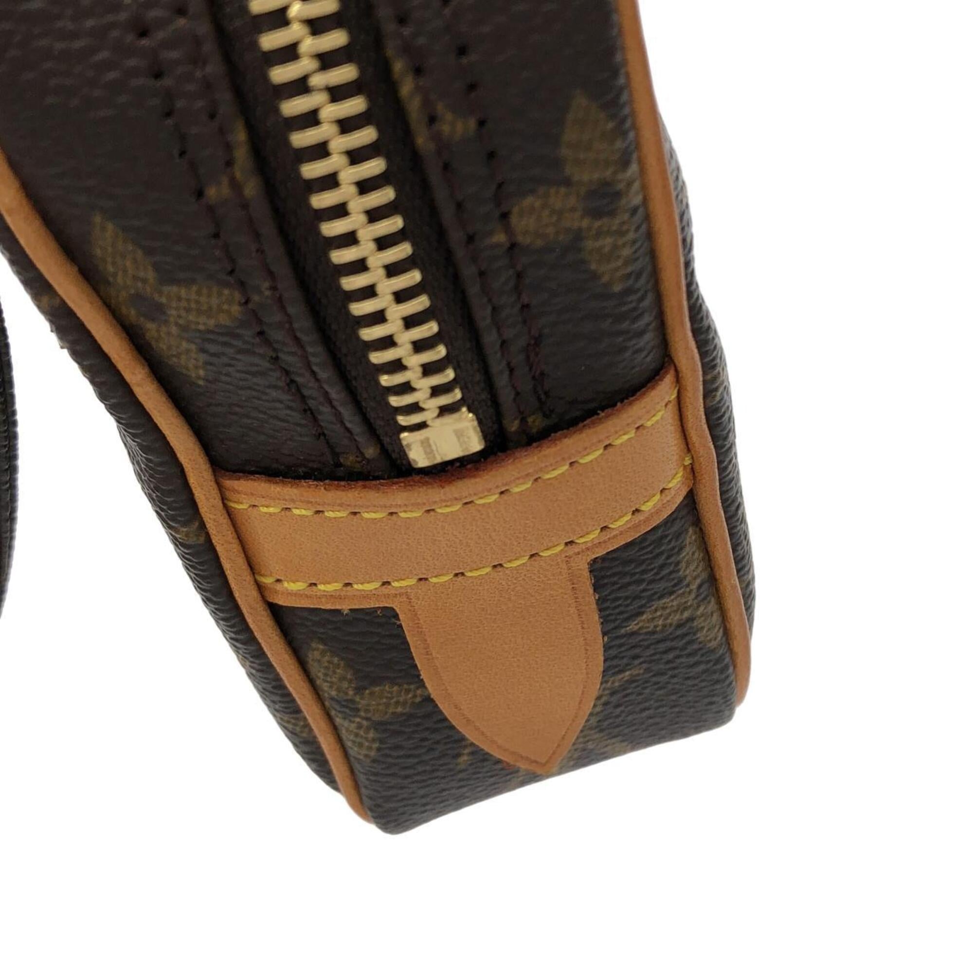 Louis Vuitton Marron Coated Canvas Shoulder Bag (Pre-Owned)