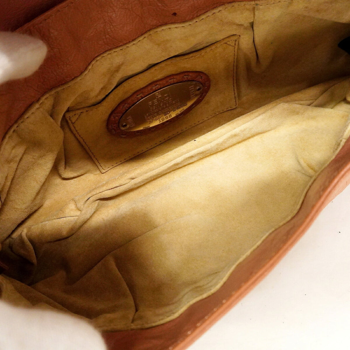 Fendi Pink Beige Leather Shoulder Bag (Pre-Owned)