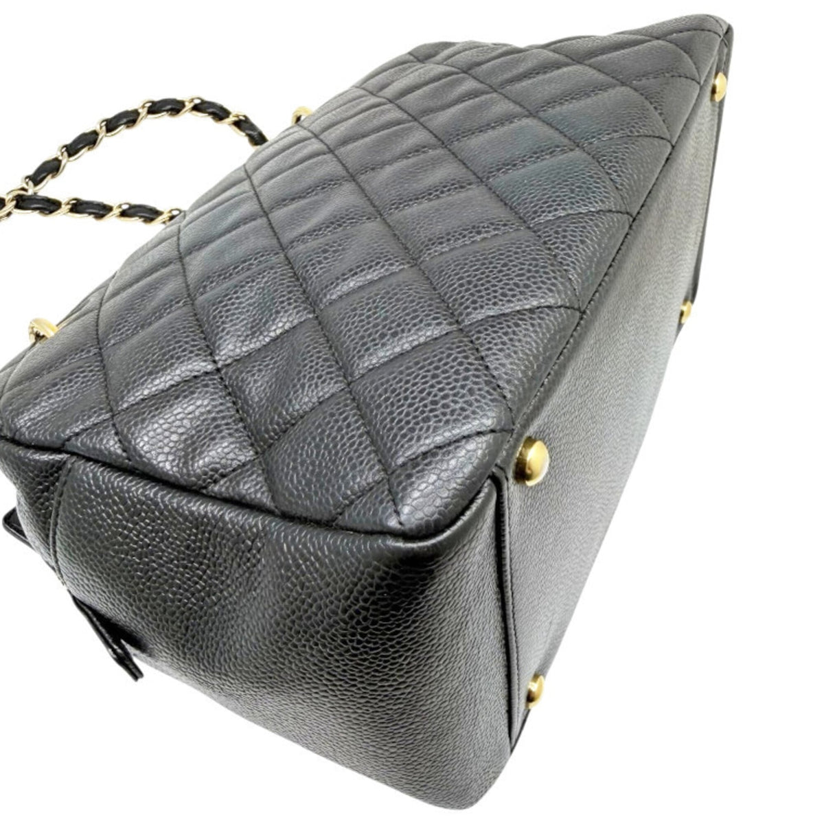 Chanel Black Grained Calfskin Shoulder Bag (Pre-Owned)