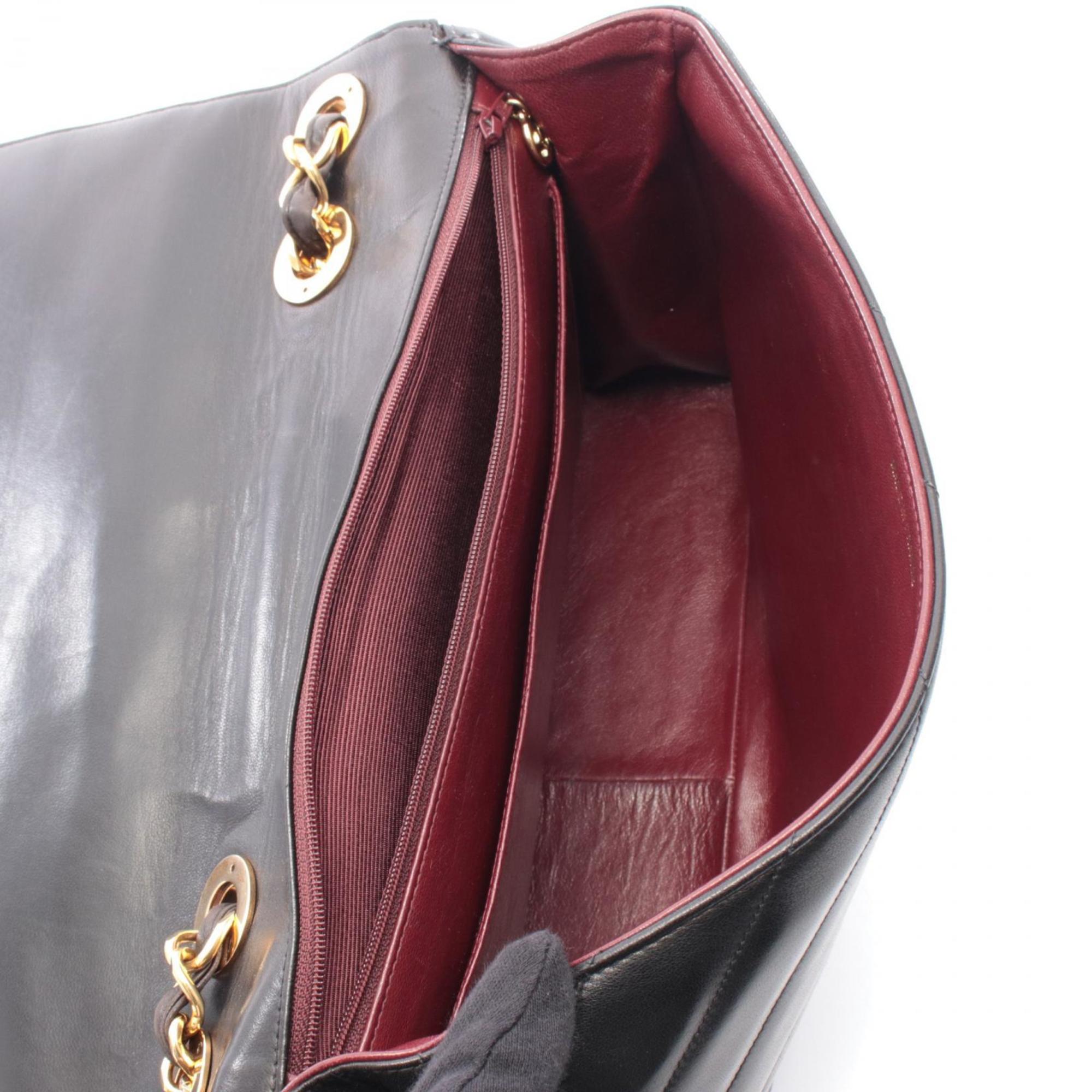 Chanel Black Leather Handbag Shoulder Bag (Pre-Owned)