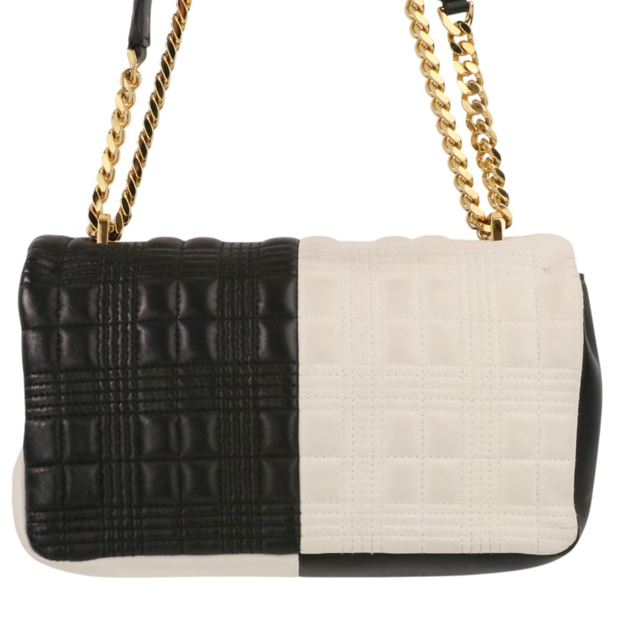 Burberry Black White Quilting Shoulder Bag (Pre-Owned)
