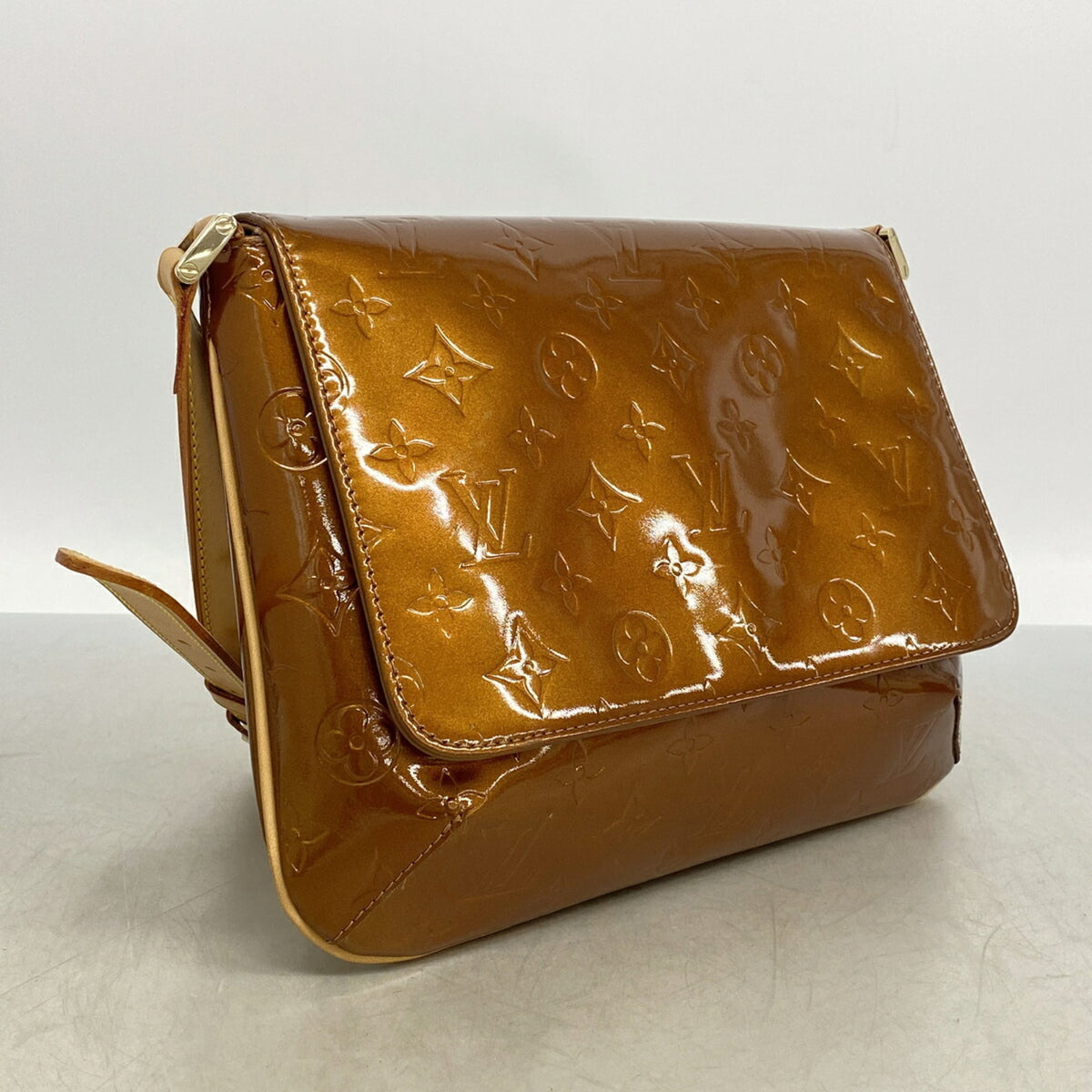Louis Vuitton Bronze Shoulder Bag (Pre-Owned)