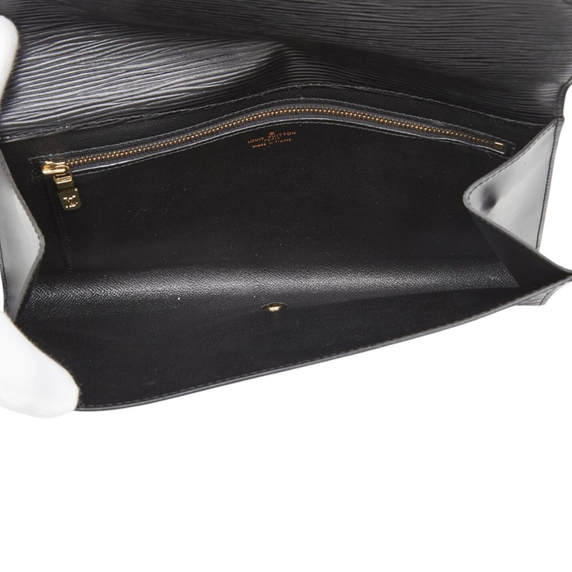Louis Vuitton Black Noir Leather Clutch Bag (Pre-Owned)