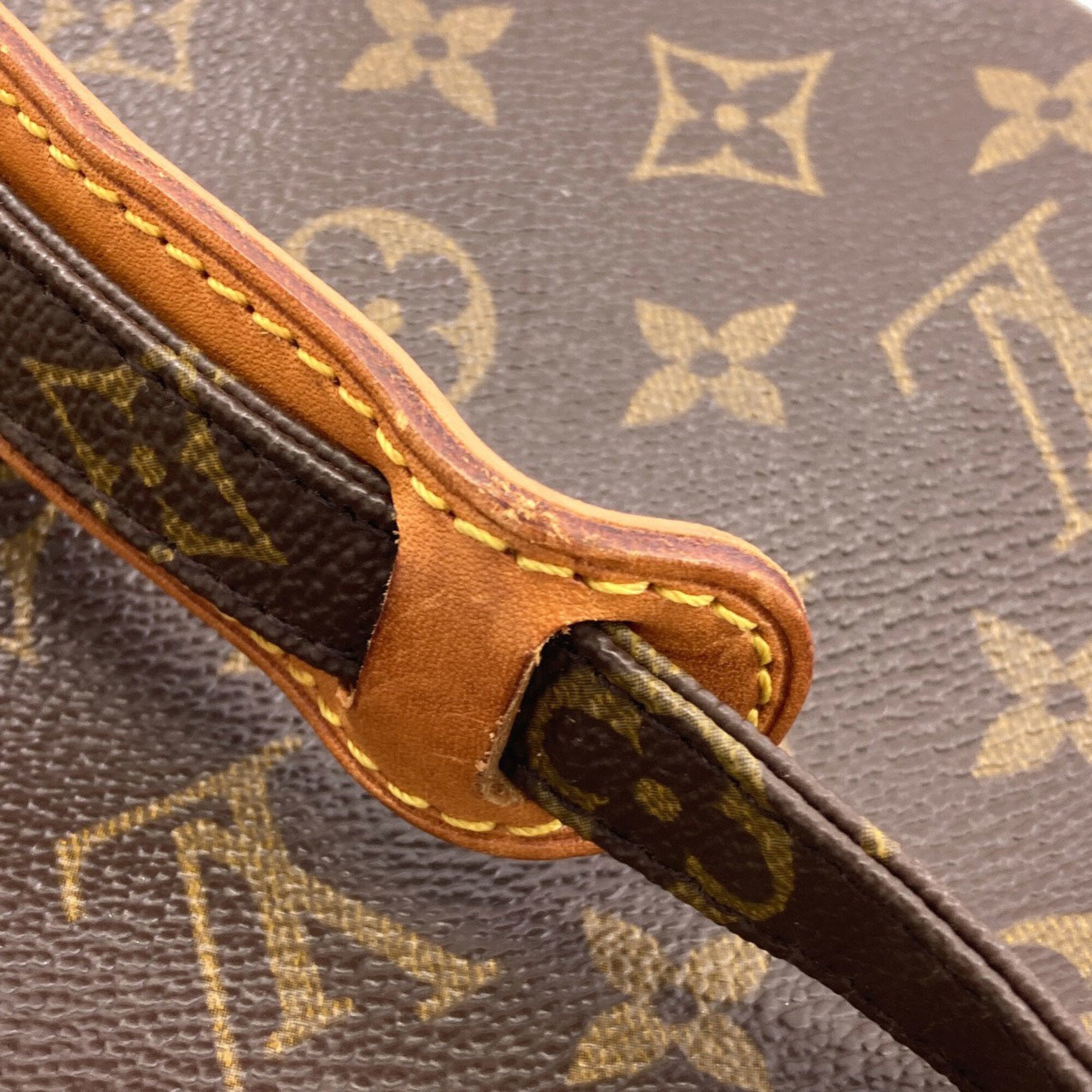 Louis Vuitton Monogram Monogram Monogram Shoulder Bag (Pre-Owned)