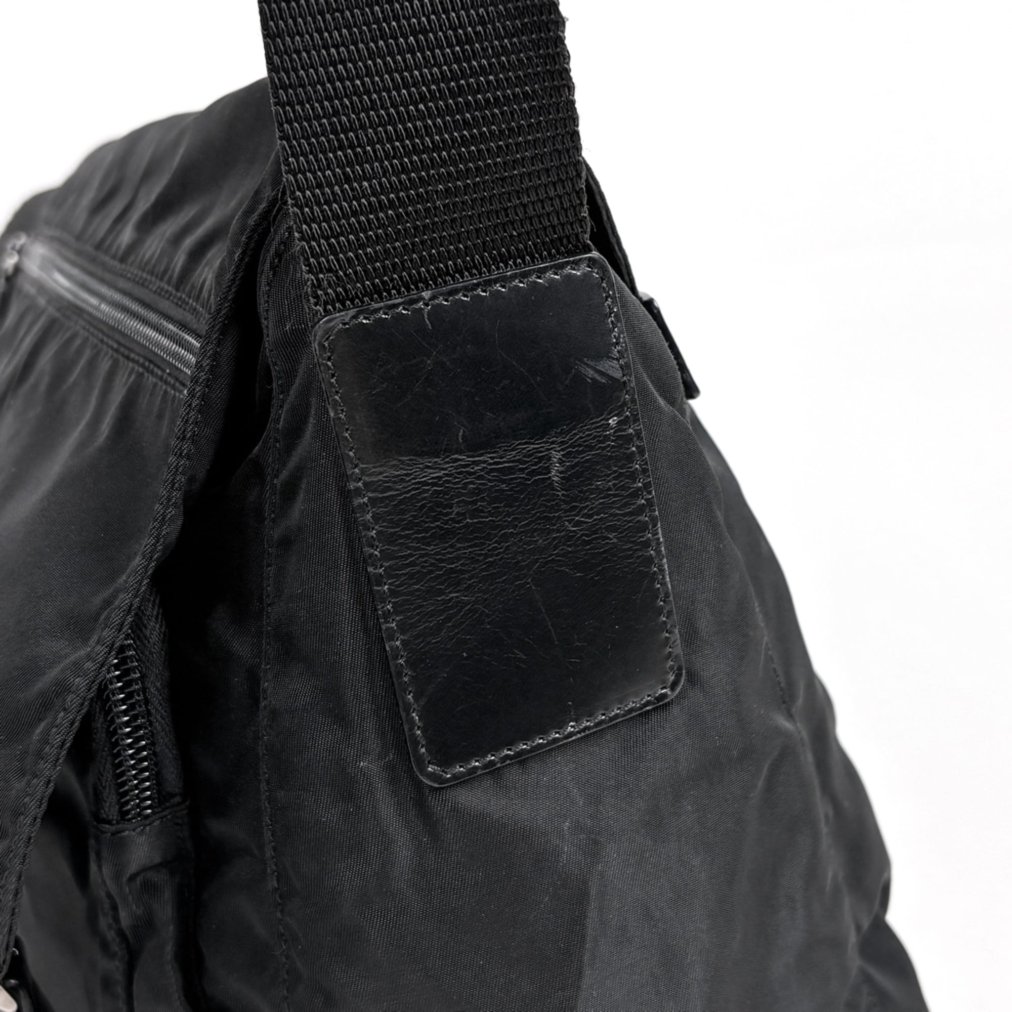Prada Black Nylon Messenger Bag Shoulder Bag (Pre-Owned)