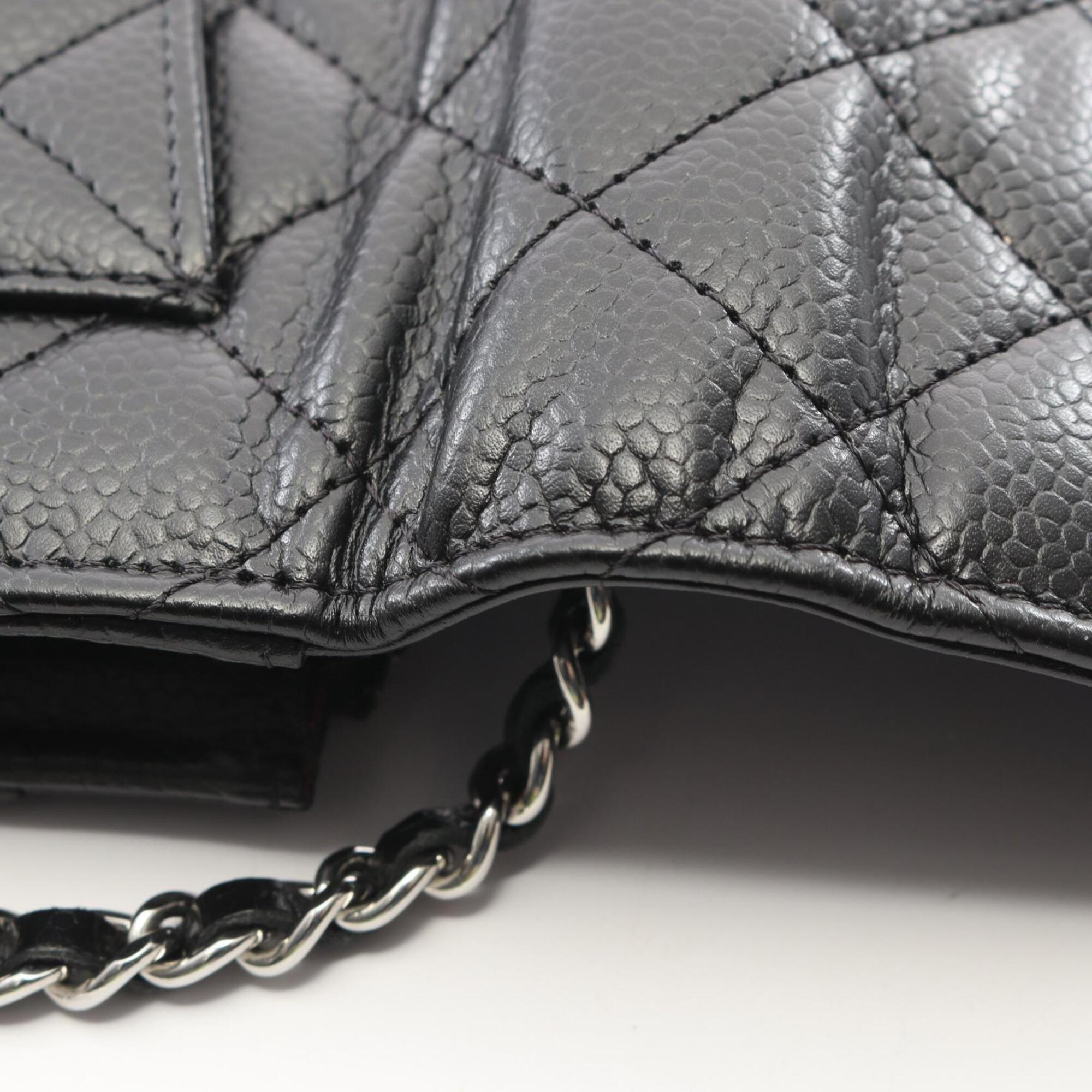 Chanel Black Grained Calfskin Handbag Shoulder Bag (Pre-Owned)