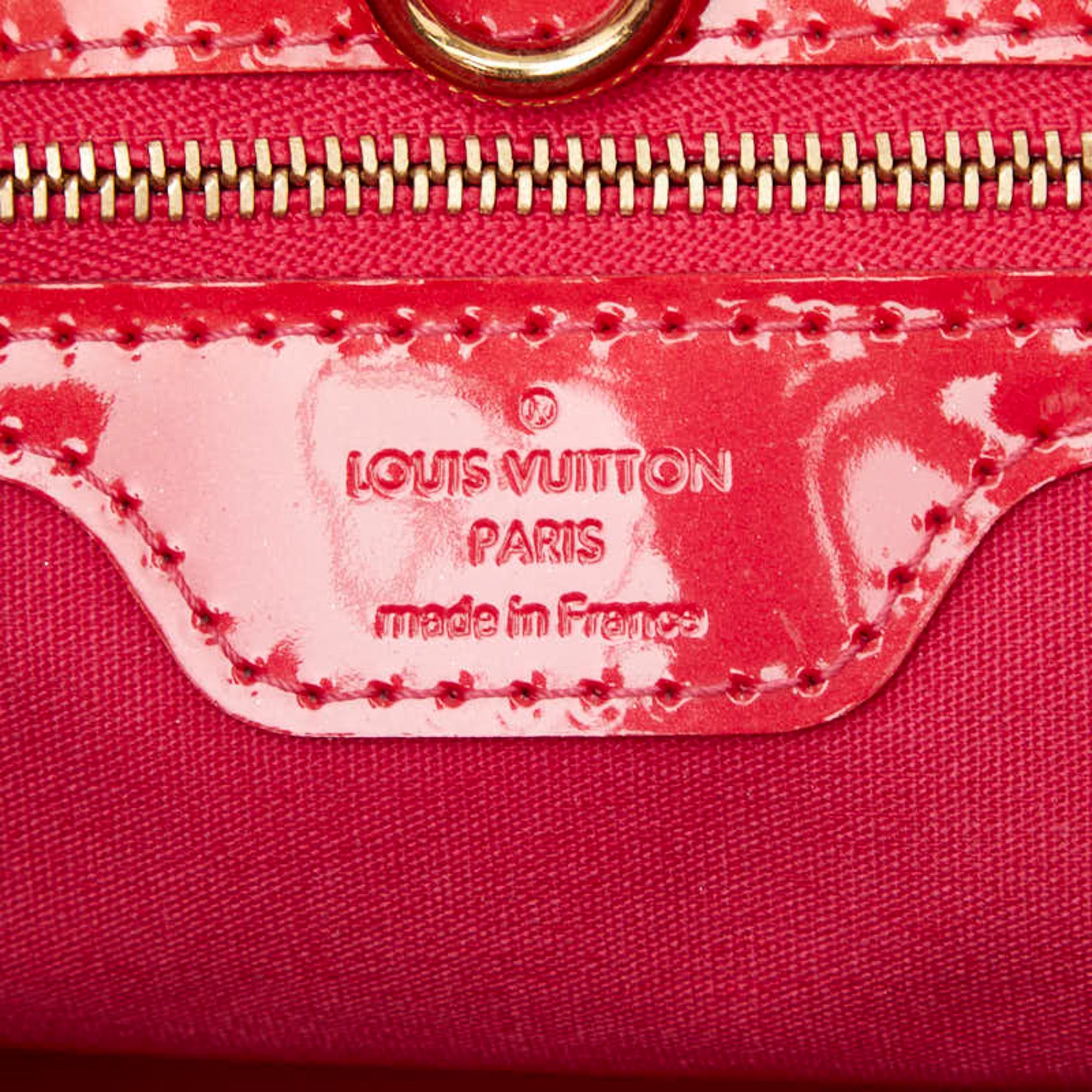 Louis Vuitton Pomme D'amour Red Color Patent Leather Handbag (Pre-Owned)