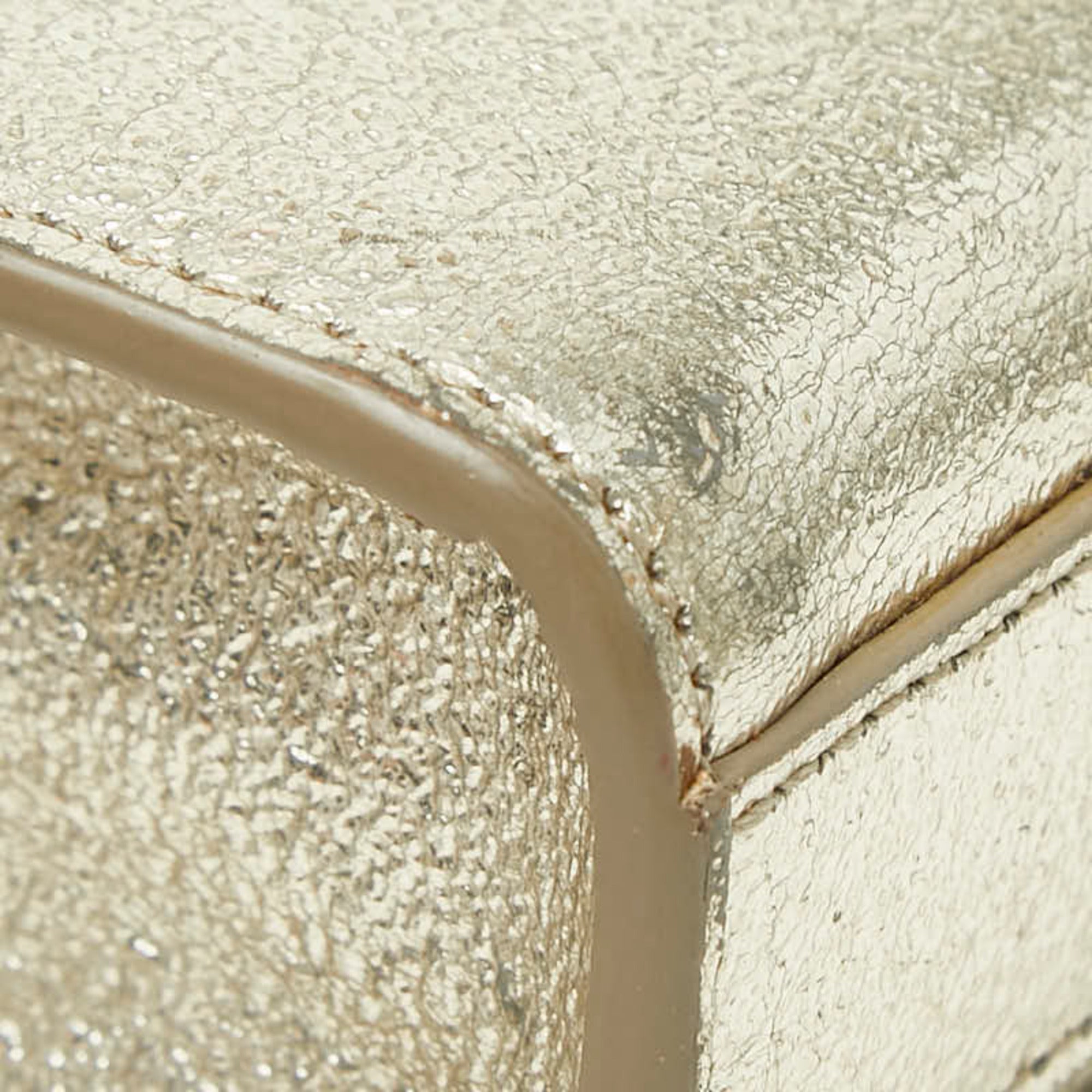 Saint Laurent Gold Leather Shoulder Bag (Pre-Owned)