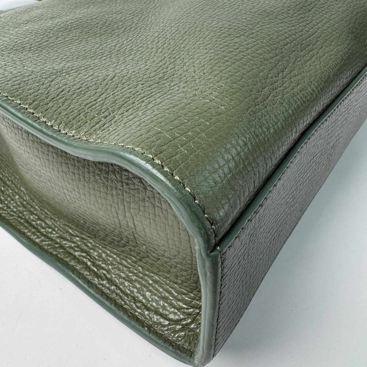Tod's Green Leather Shoulder Bag Tote Bag (Pre-Owned)