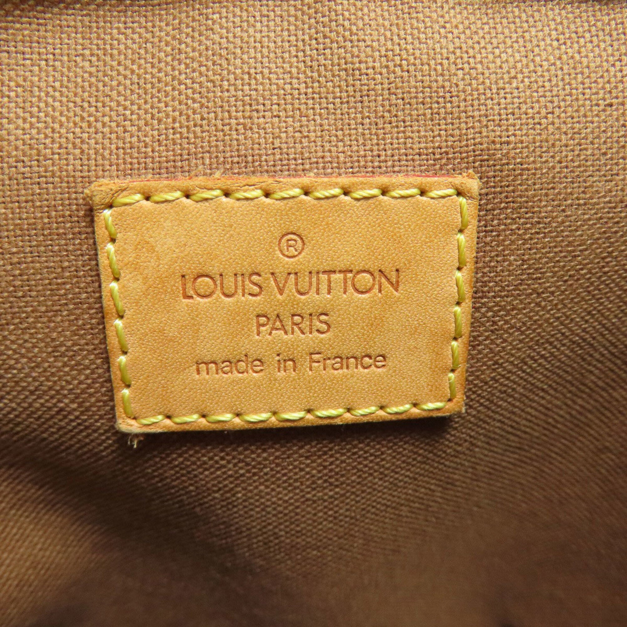 Louis Vuitton Monogram Monogram Pochette Shoulder Bag (Pre-Owned)
