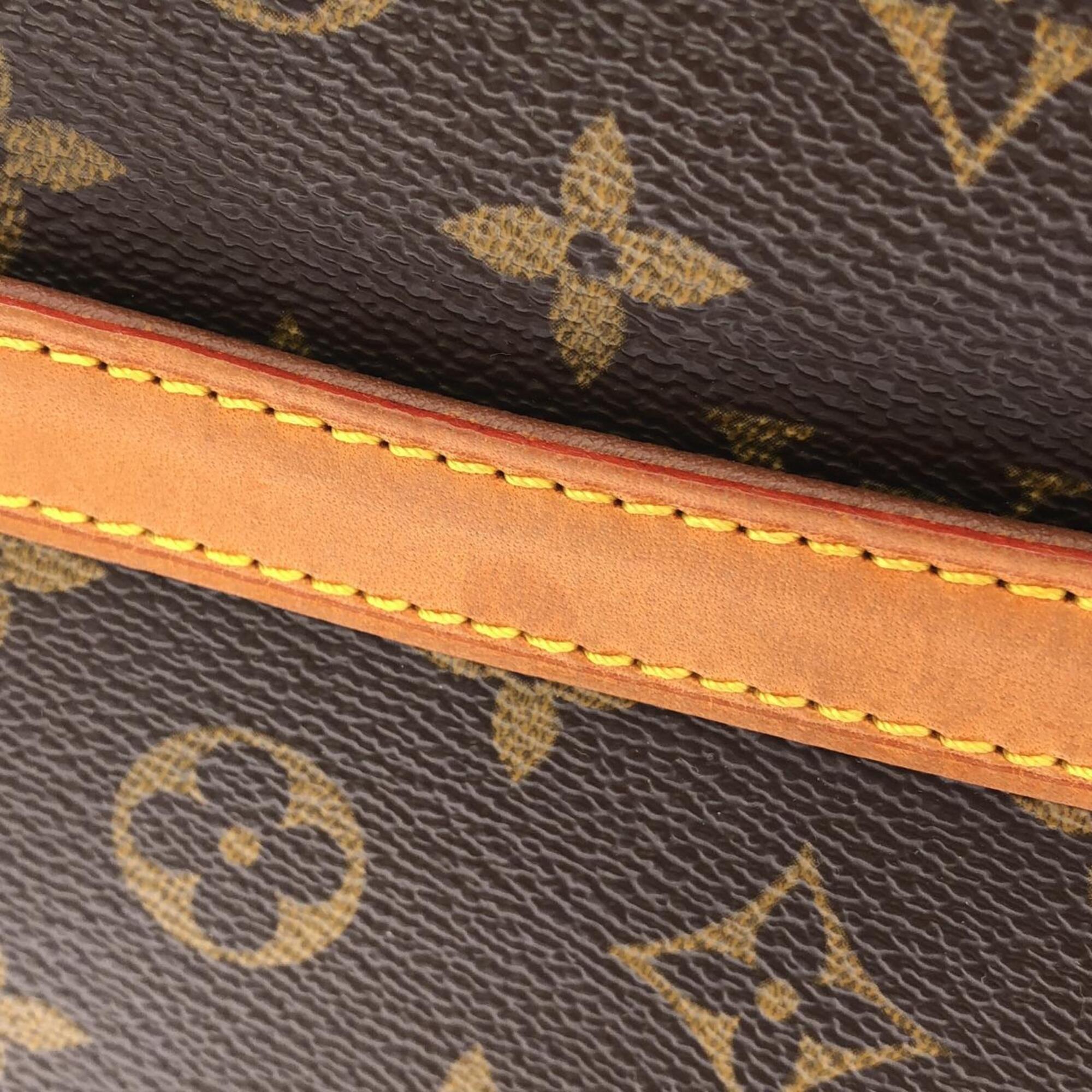 Louis Vuitton Brown Coated Canvas Shoulder Bag (Pre-Owned)