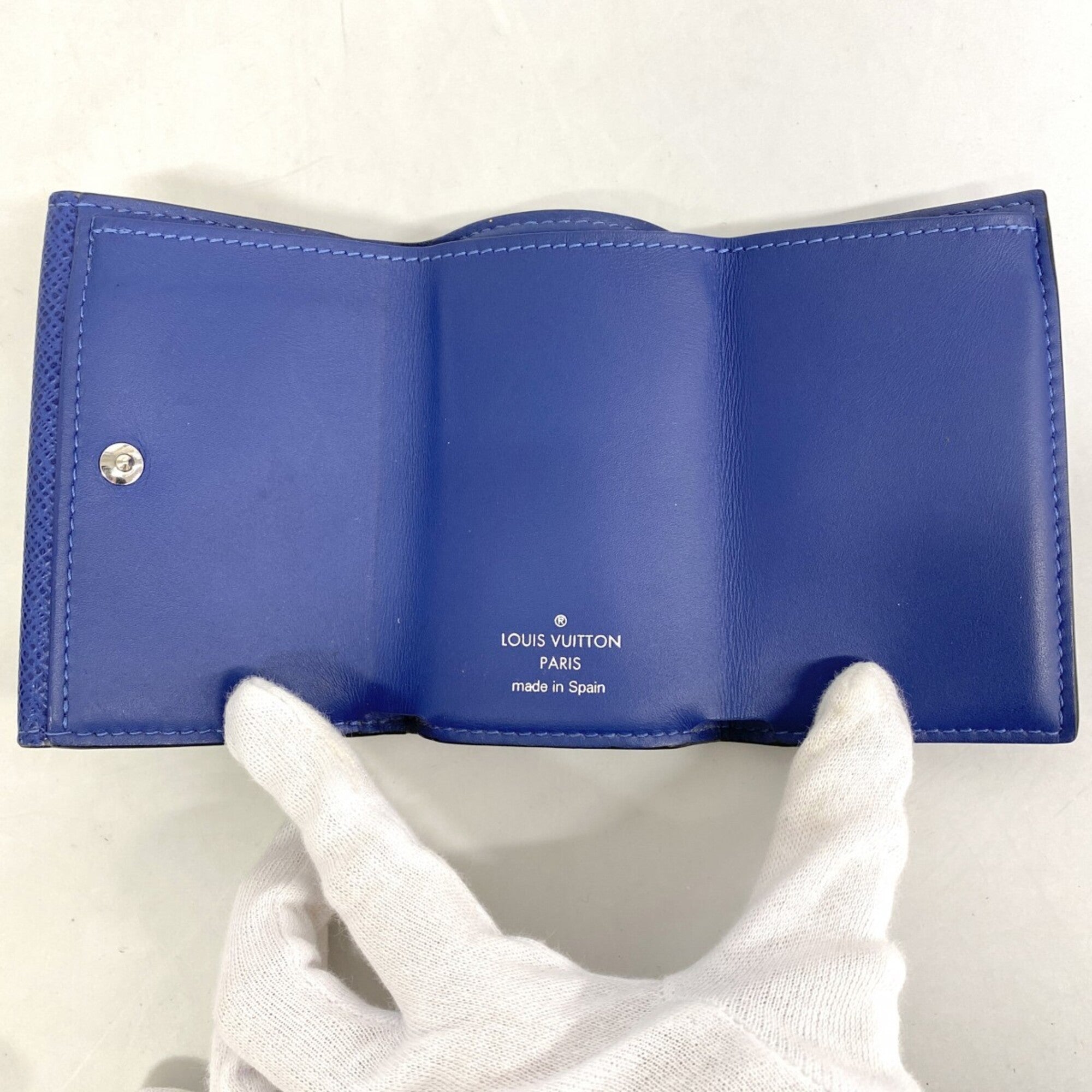 Louis Vuitton Blue Long Wallet (Tri-Fold) (Pre-Owned)