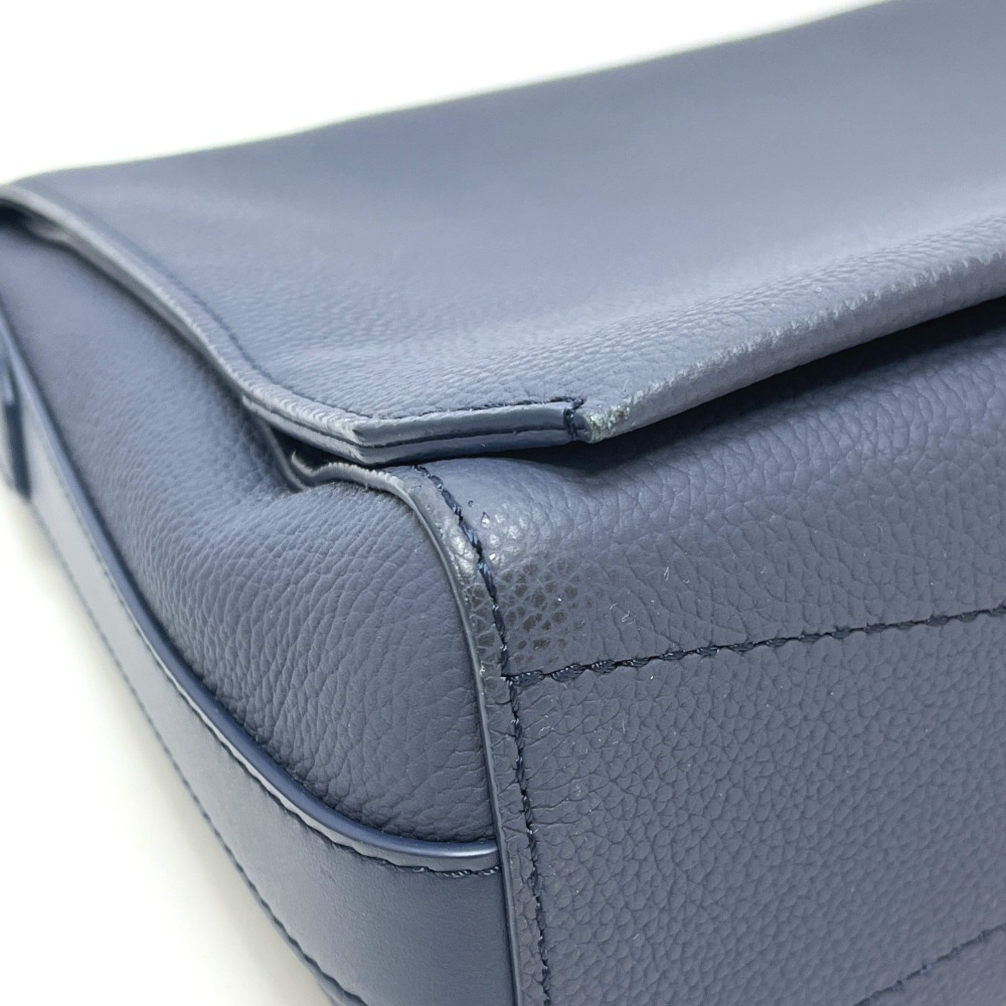 Louis Vuitton Blue Leather Handbag Shoulder Bag (Pre-Owned)