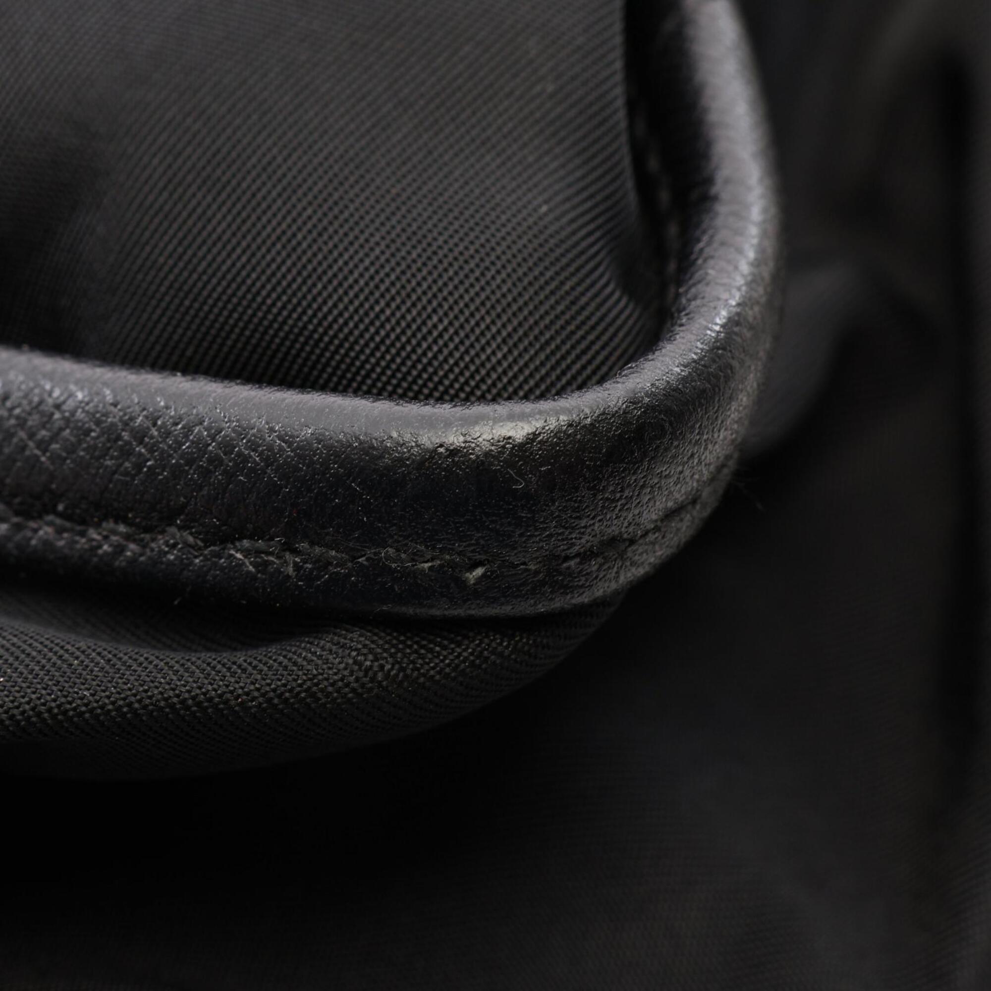 Prada Black Nylon Saffiano Handbag Shoulder Bag (Pre-Owned)