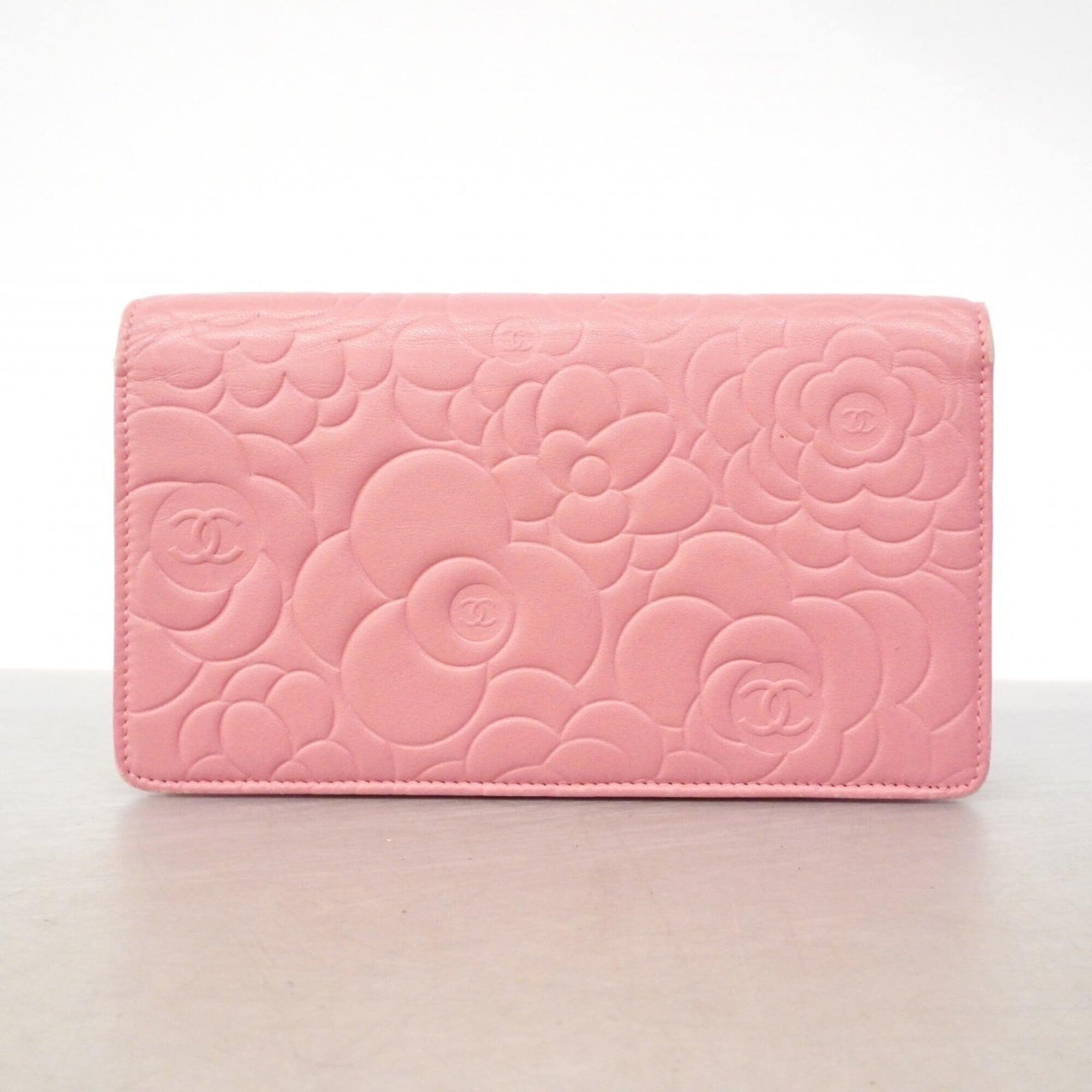Chanel Pink Leather Long Wallet (Bi-Fold) (Pre-Owned)