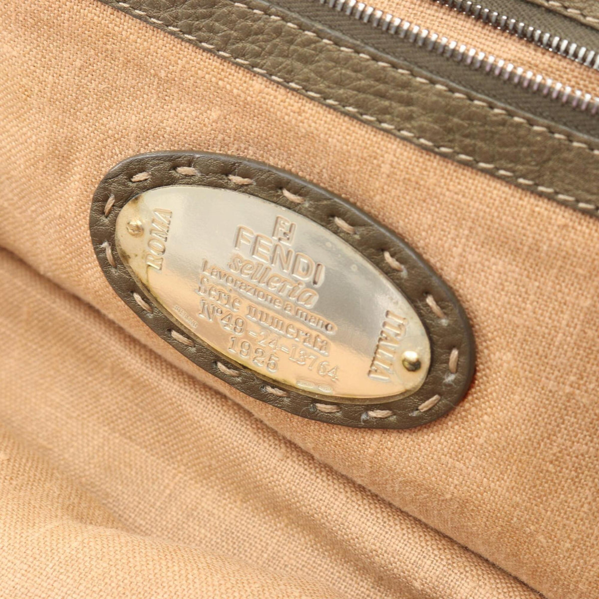 Fendi Khaki Leather Handbag (Pre-Owned)
