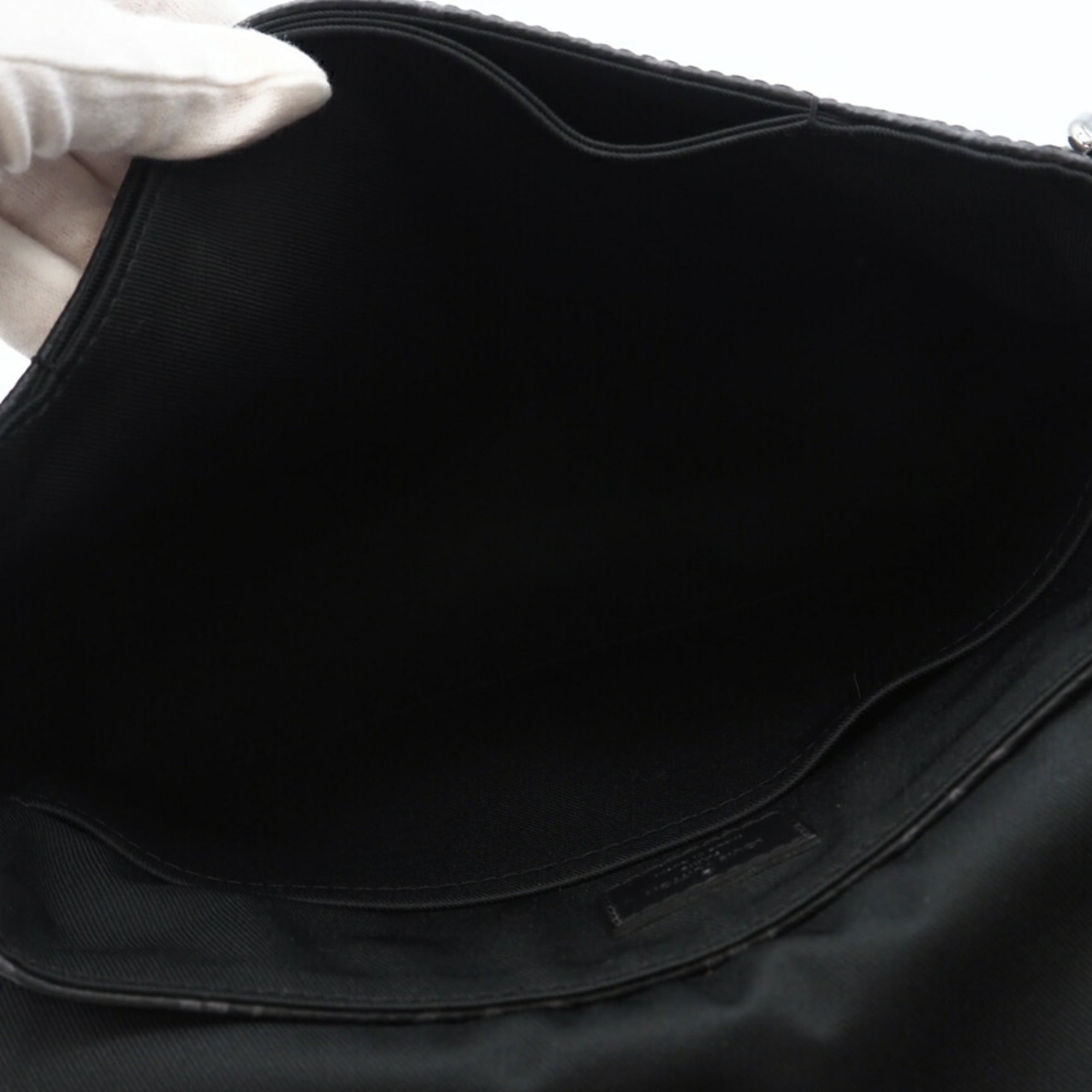 Louis Vuitton Gray Coated Canvas Shoulder Bag (Pre-Owned)