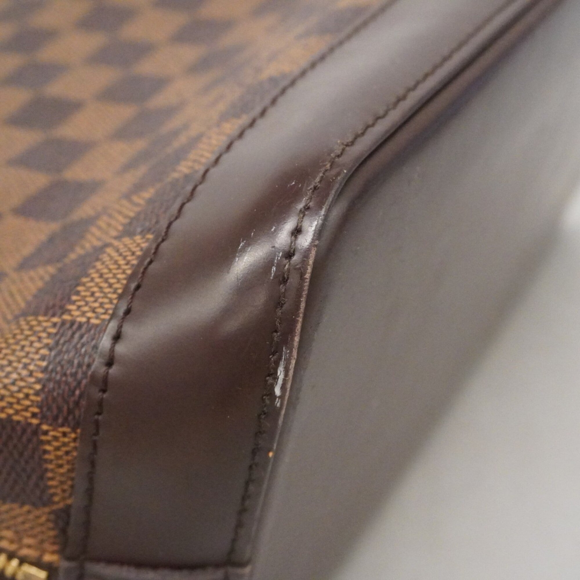 Louis Vuitton Ebene Handbag (Pre-Owned)