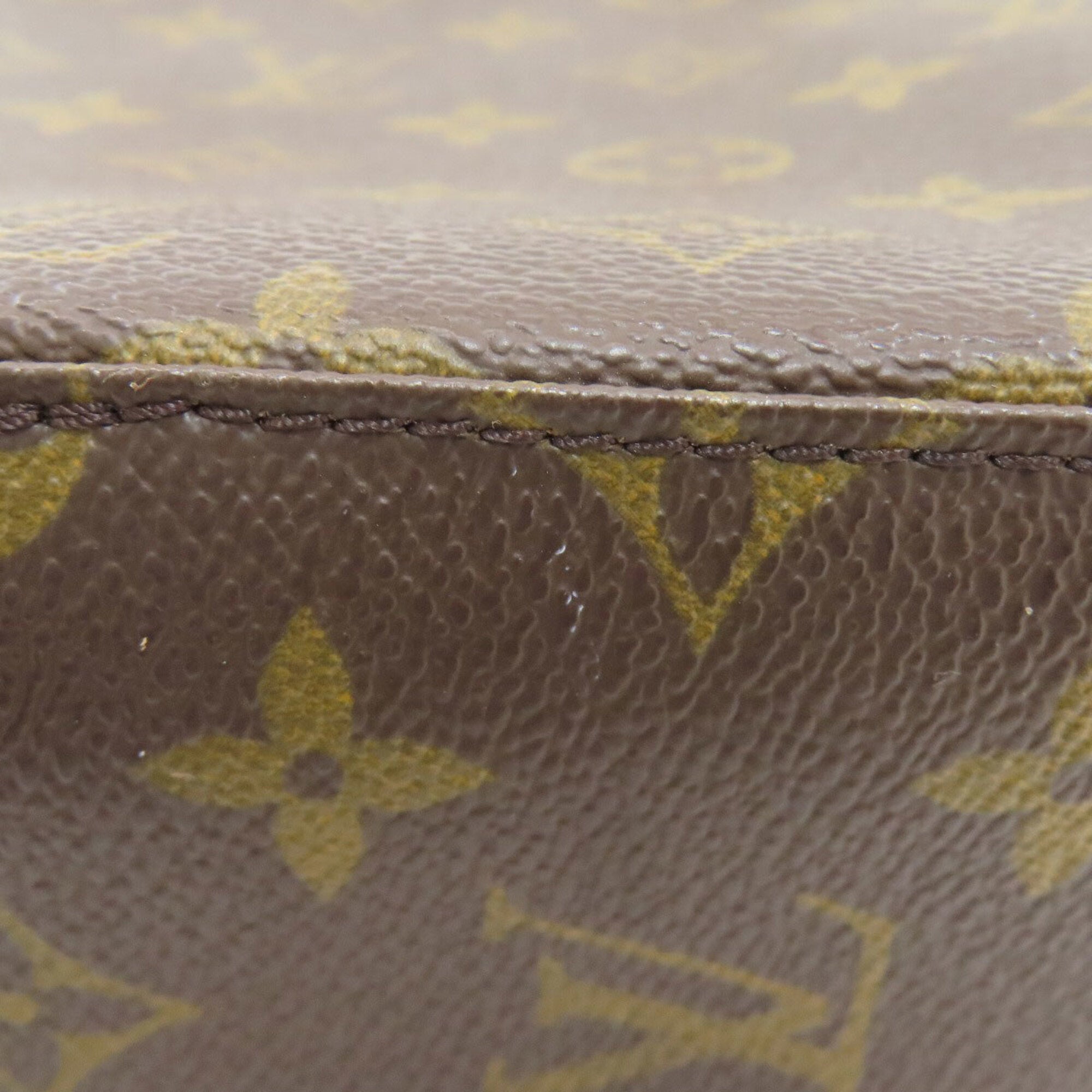 Louis Vuitton Monogram Monogram Handbag (Pre-Owned)