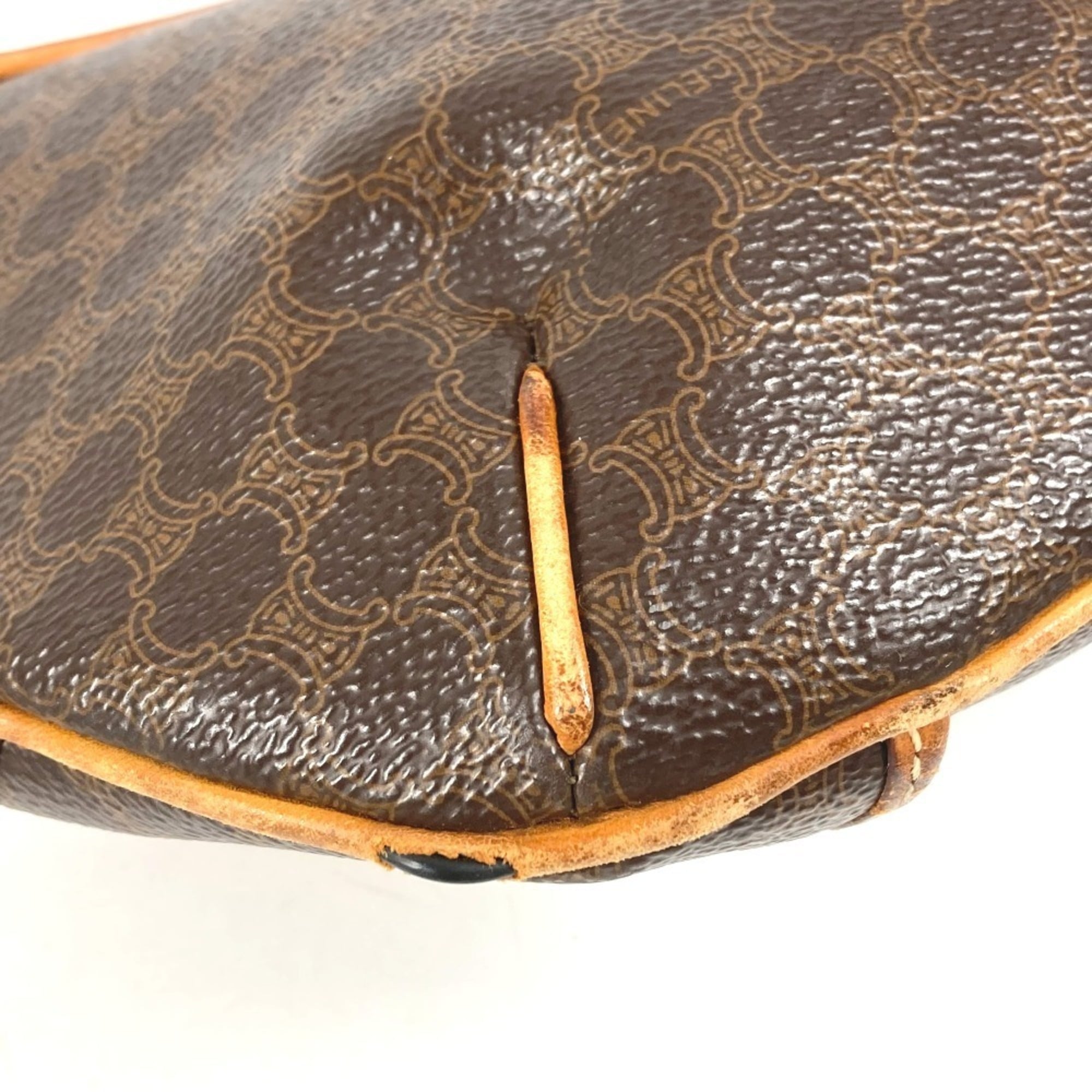 Celine Brown Leather Shoulder Bag (Pre-Owned)