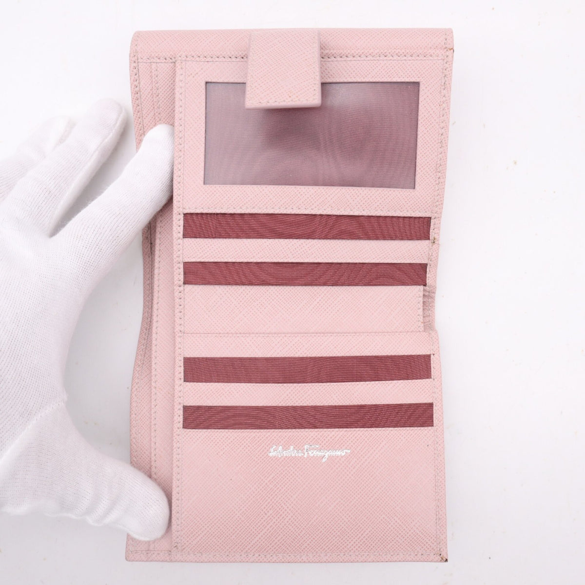 Salvatore Ferragamo Gancini Pink Leather Wallet (Bi-Fold) (Pre-Owned)