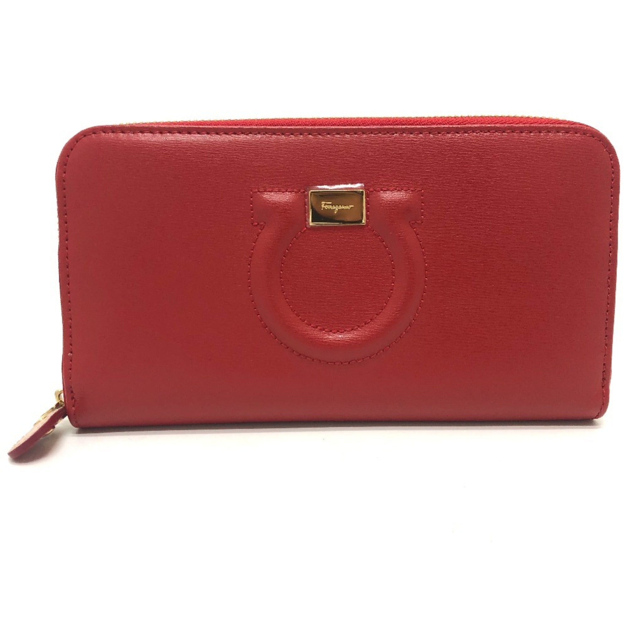 Salvatore Ferragamo Gancini Red Color Leather Long Wallet (Bi-Fold) (Pre-Owned)