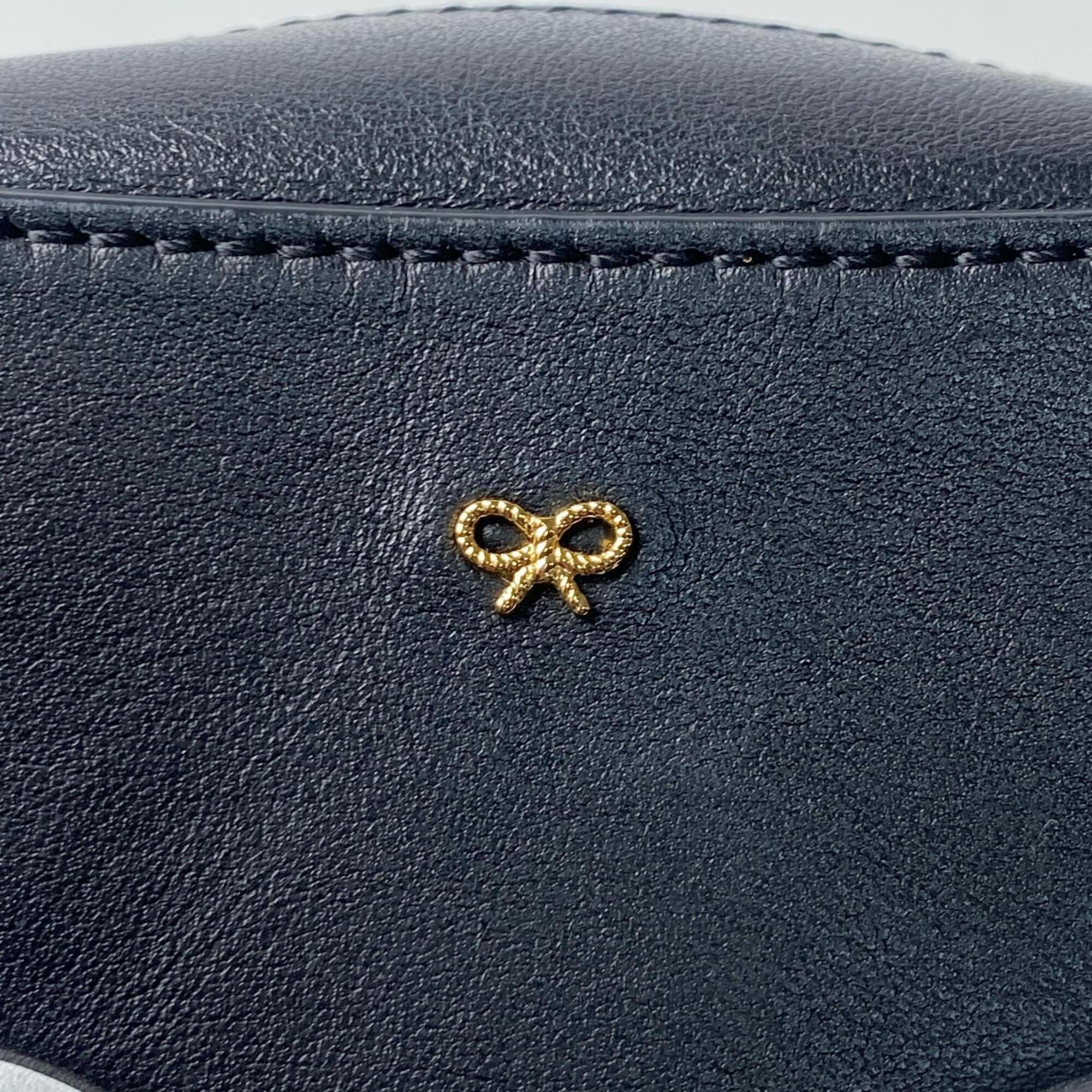 Anya Hindmarch Black Leather Shoulder Bag (Pre-Owned)