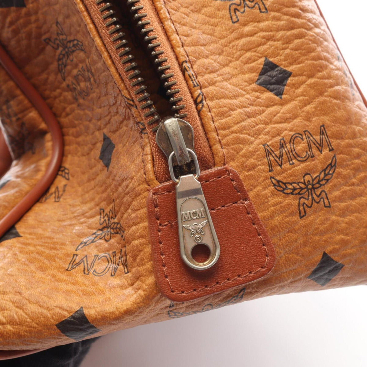 Mcm Brown Coated Canvas Leather Handbag (Pre-Owned)