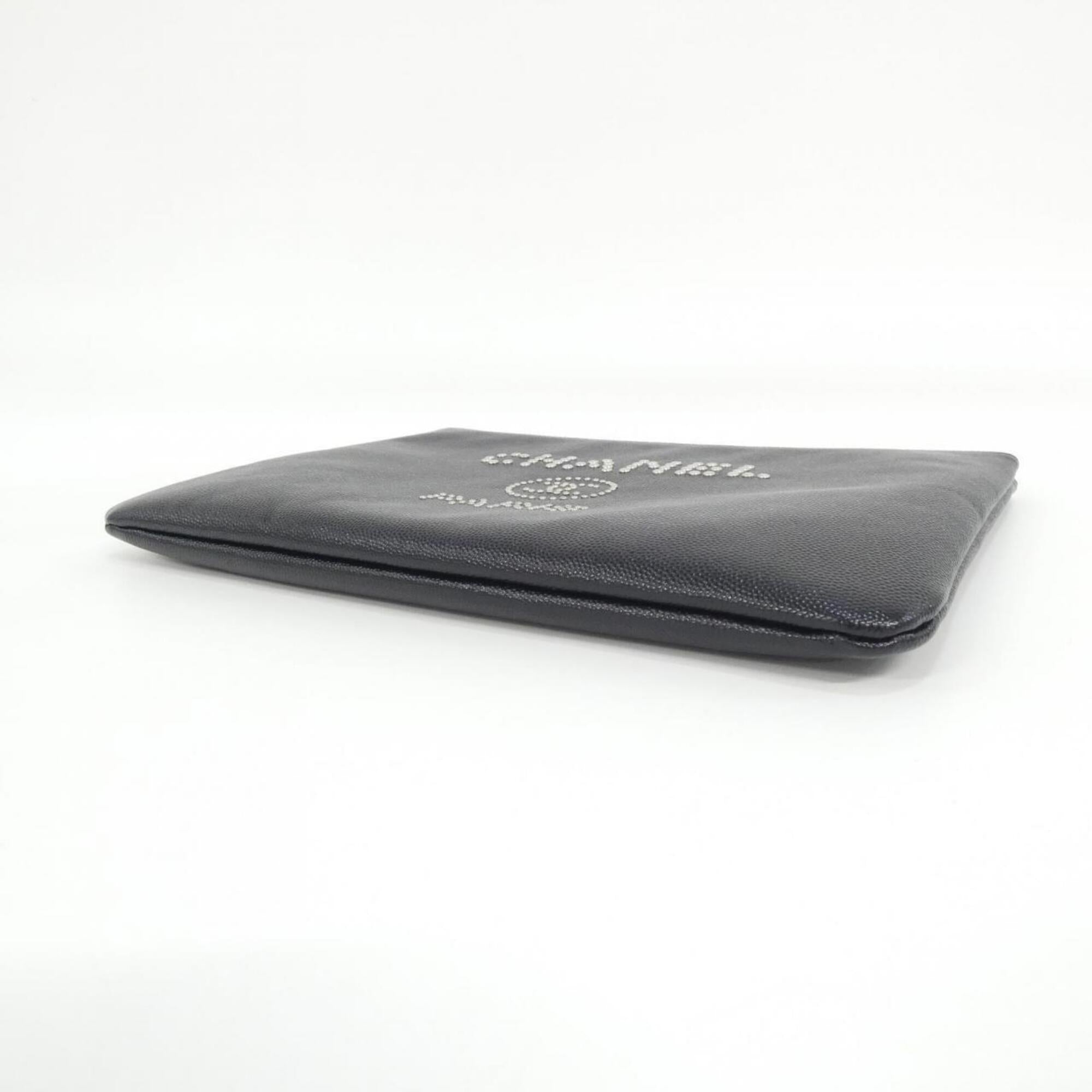 Chanel Black Grained Calfskin Handbag Pouch (Pre-Owned)