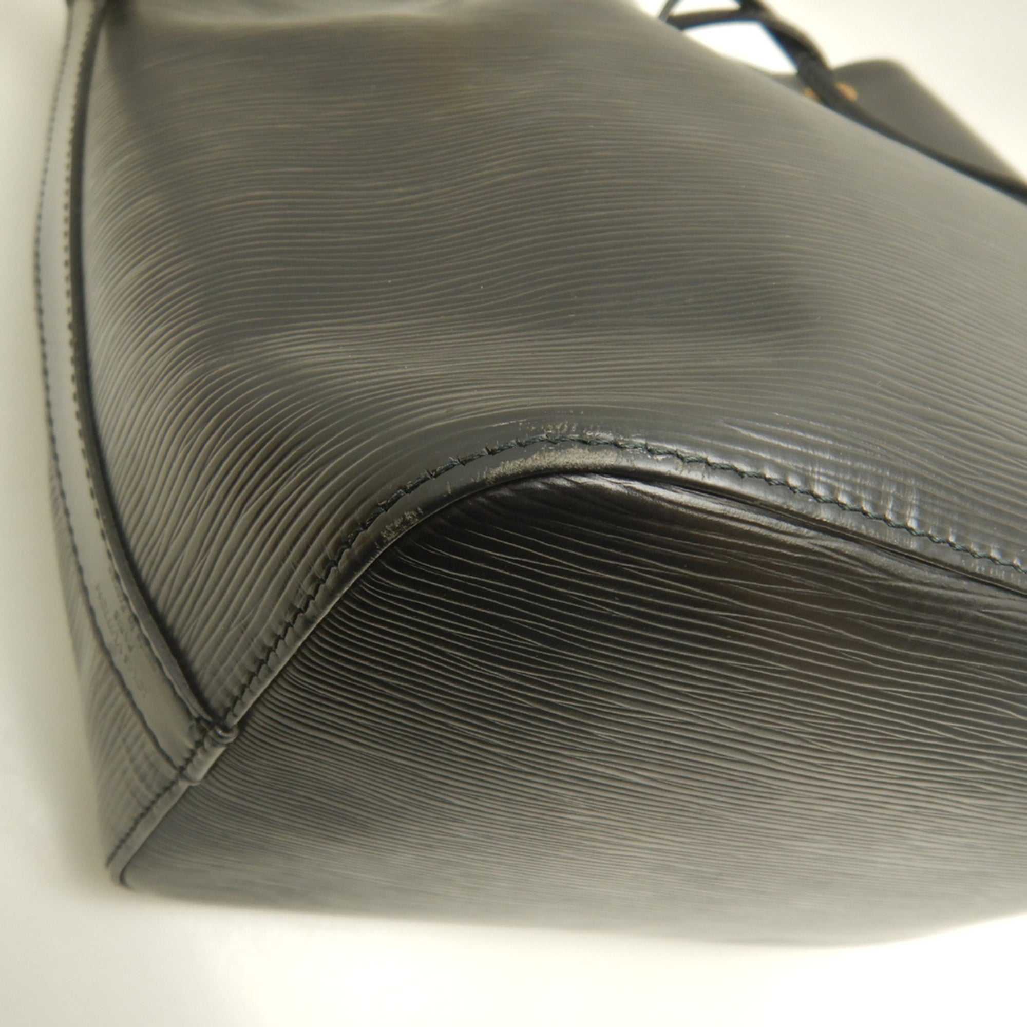 Louis Vuitton Epi Noir Epi Leather Shoulder Bag (Pre-Owned)