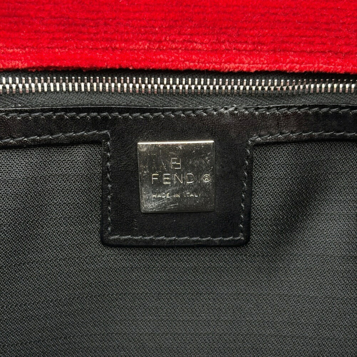 Fendi Red Color Leather Shoulder Bag Tote Bag (Pre-Owned)
