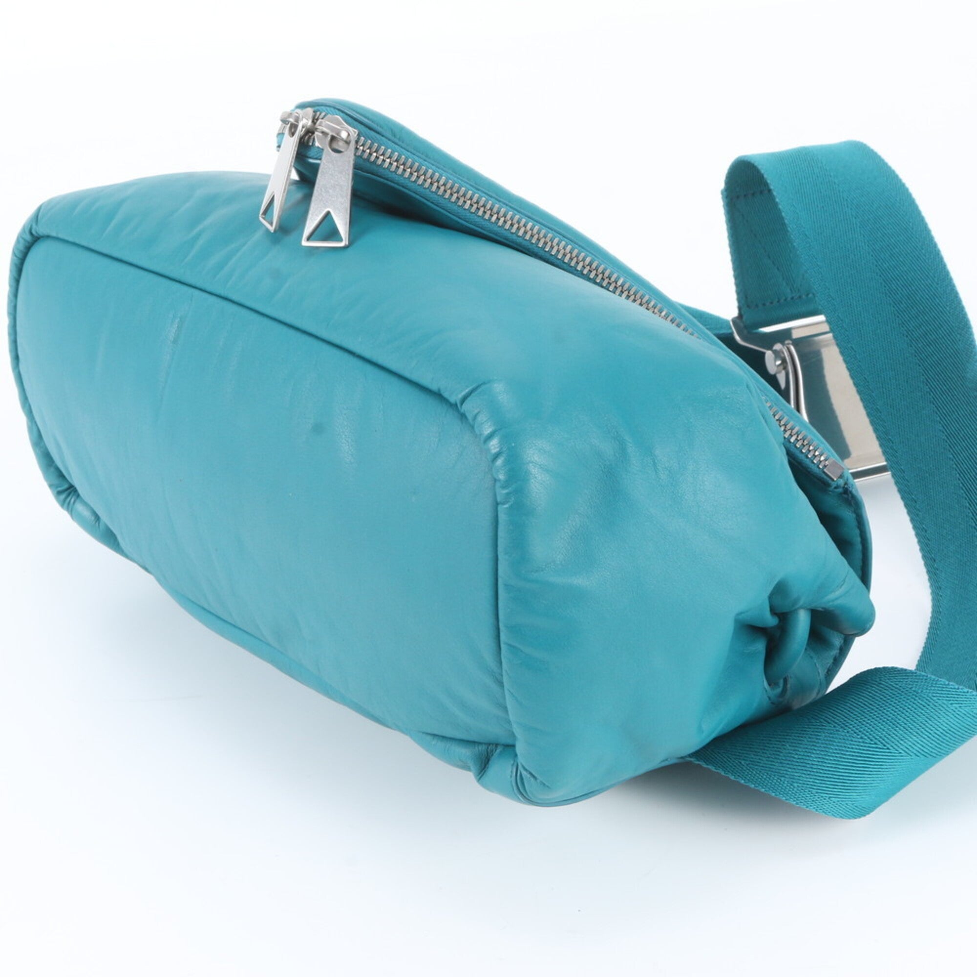 Bottega Veneta Blue Turquoise Leather Pouch Shoulder Bag Sling Bag (Pre-Owned)