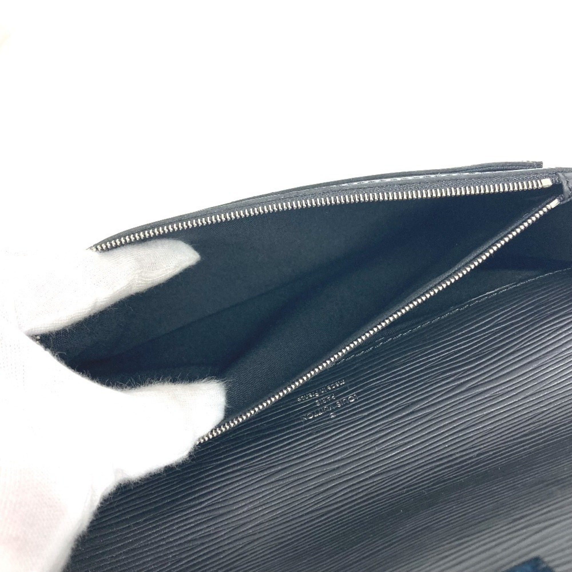 Louis Vuitton Black Noir Epi Leather Clutch Bag Pouch (Pre-Owned)