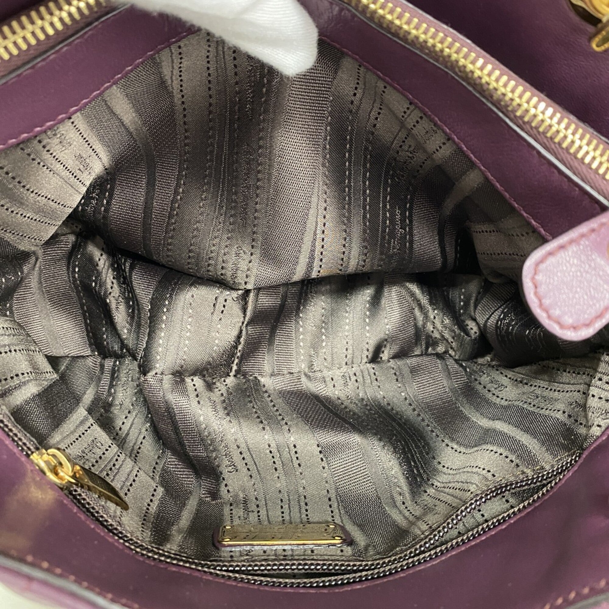 Salvatore Ferragamo Purple Leather Handbag (Pre-Owned)