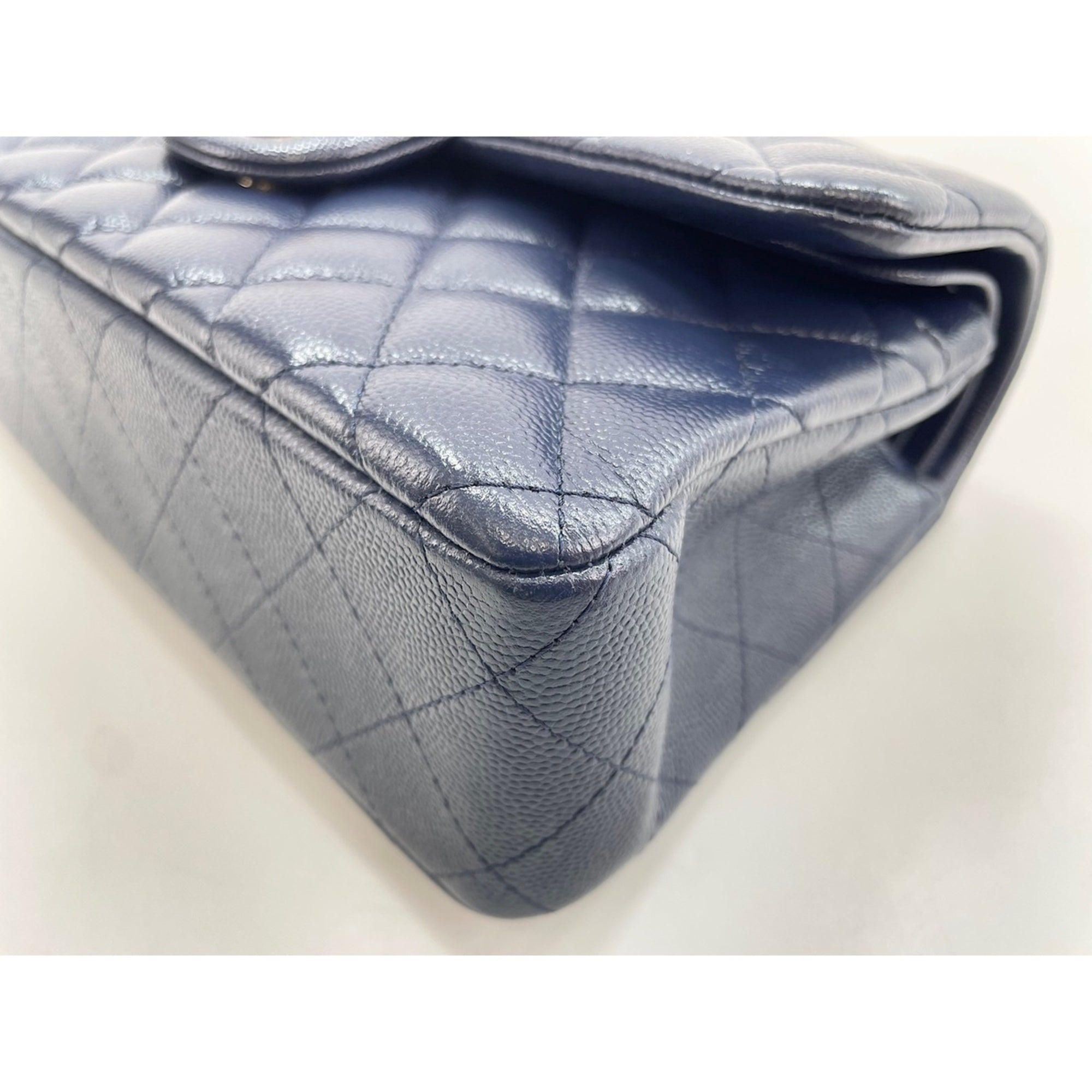 Chanel Matelasse Navy Shoulder Bag (Pre-Owned)