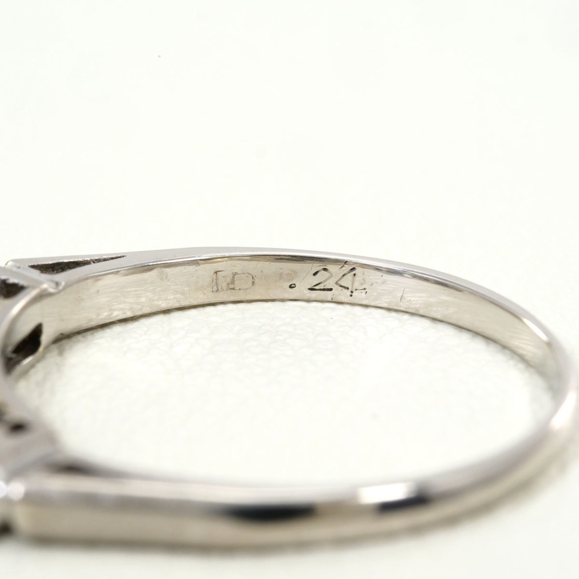 Unbranded Platinum Platinum Band Ring (Pre-Owned)