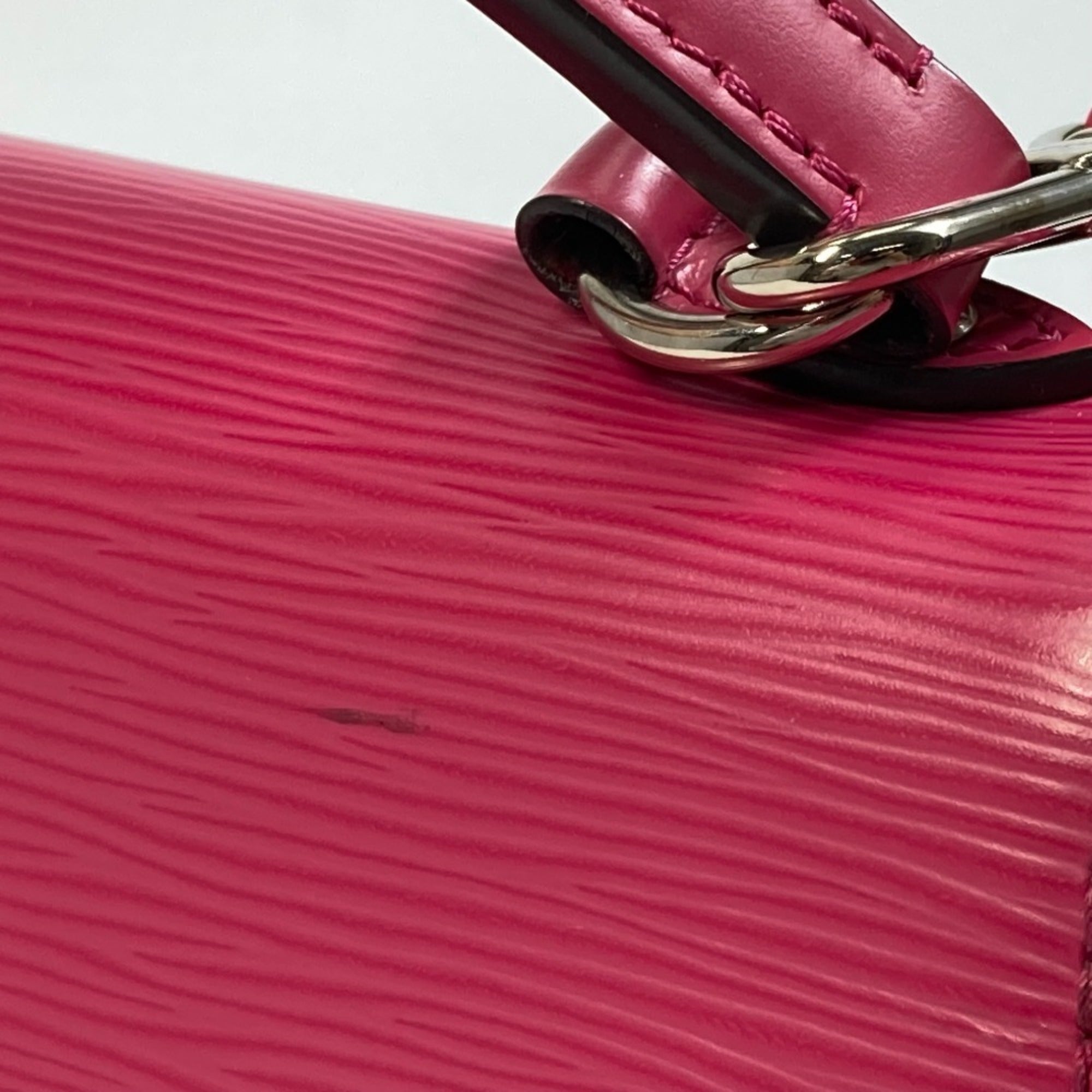 Louis Vuitton Hot Pink Pink Epi Leather Handbag Shoulder Bag (Pre-Owned)