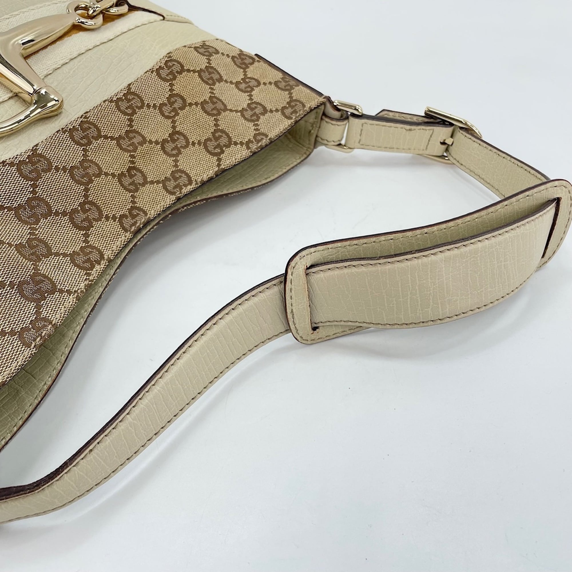 Gucci Horsebit White Shoulder Bag (Pre-Owned)