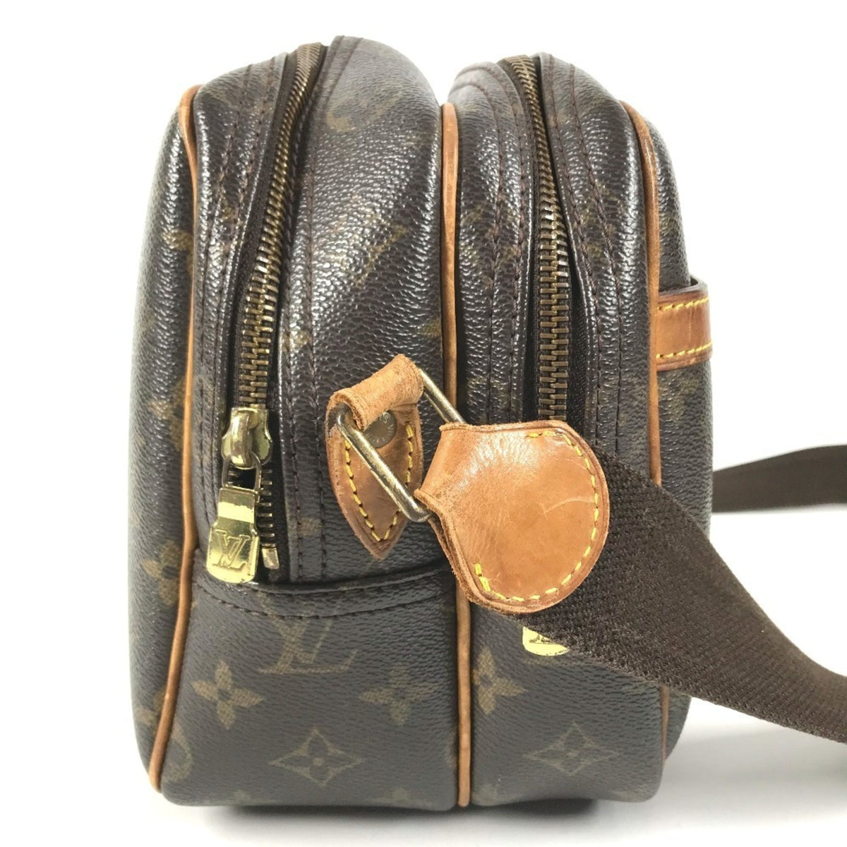 Louis Vuitton Brown Monogram Canvas Shoulder Bag (Pre-Owned)