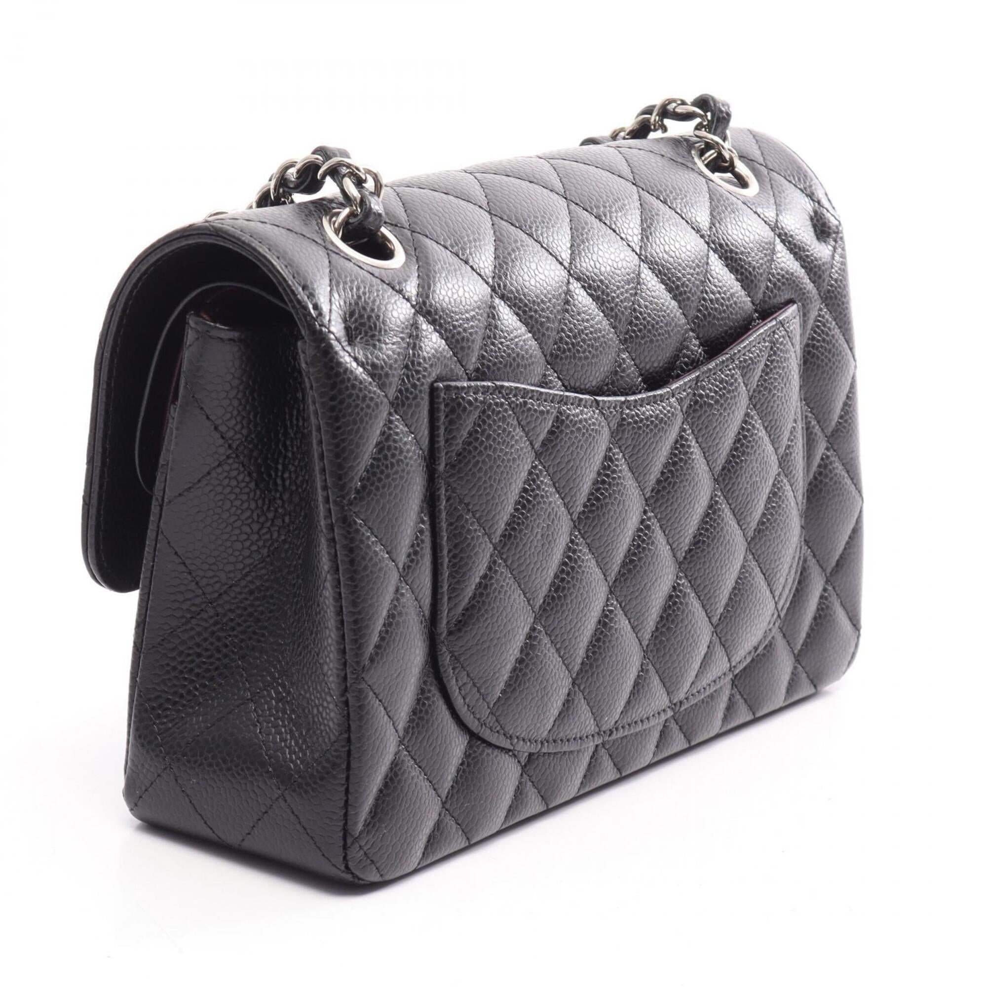 Chanel Black Grained Calfskin Handbag Shoulder Bag (Pre-Owned)