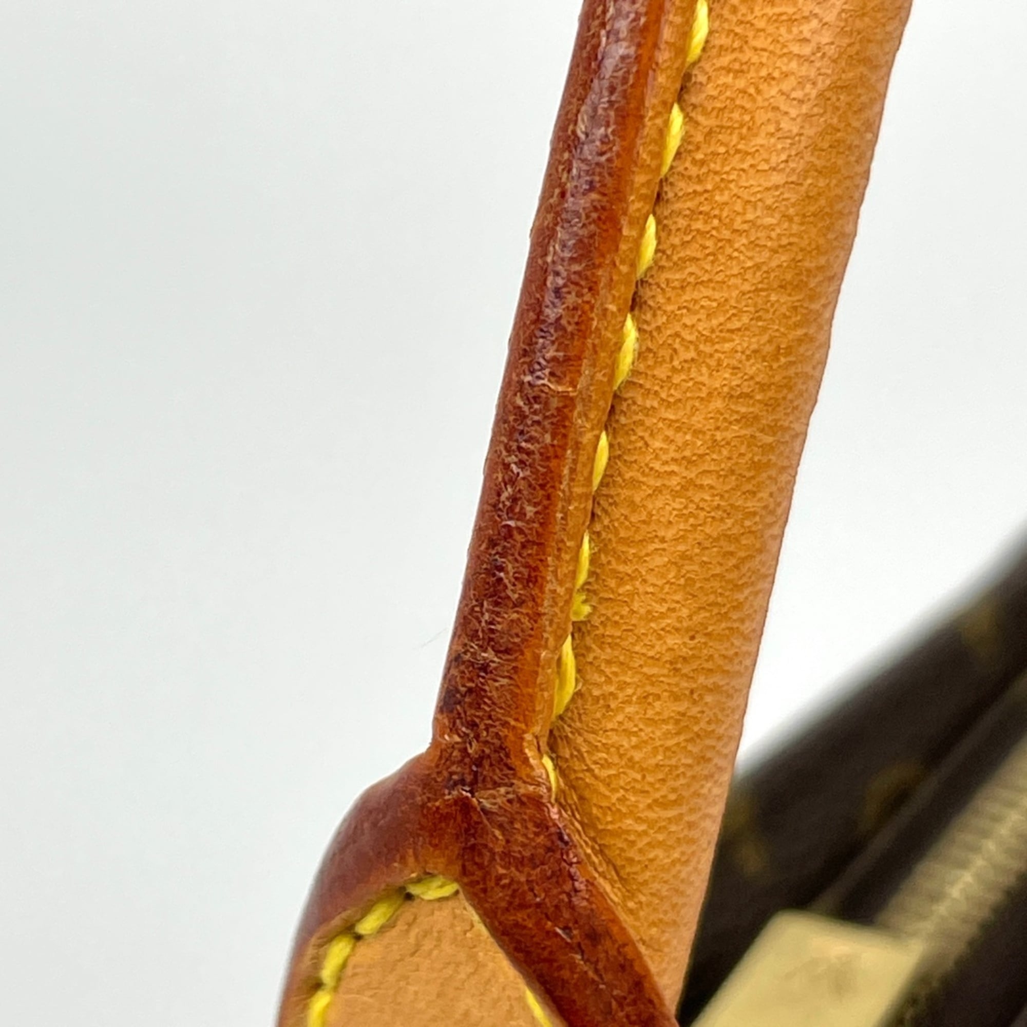 Louis Vuitton Brown Monogram Shoulder Bag (Pre-Owned)